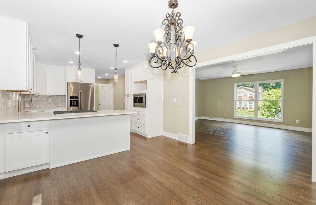 1025 Blind Brook Dr, Columbus OH  43235-1200 exterior