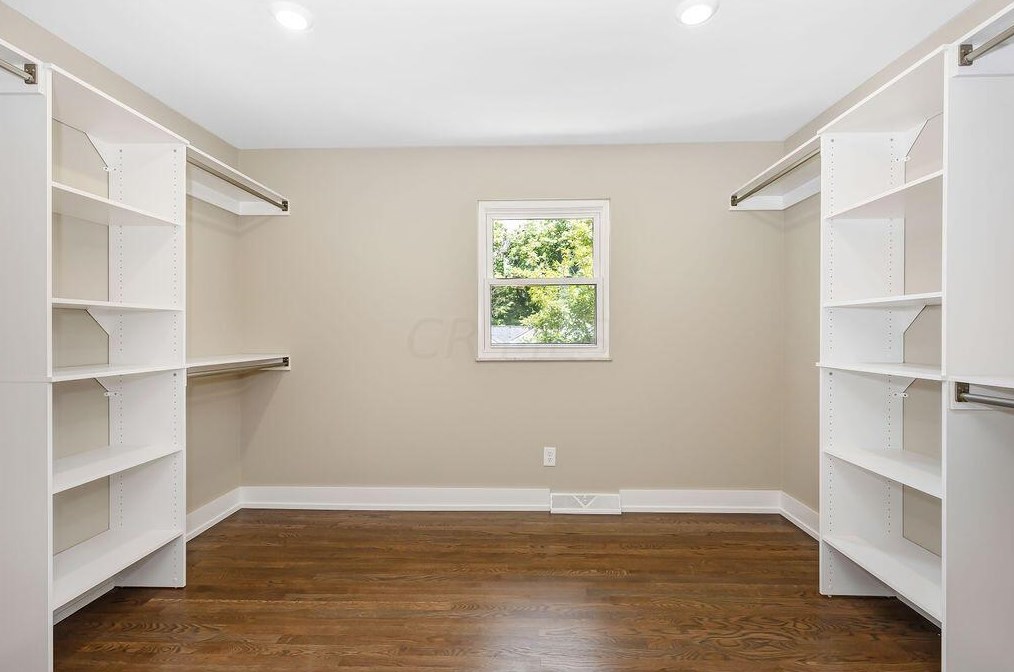 1025 Blind Brook Dr, Columbus OH  43235-1200 exterior