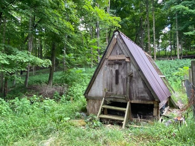 2300 Mount Herman Rd, Granville OH  43023-9000 exterior