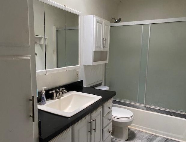 2300 Mount Herman Rd, Granville OH  43023-9000 exterior