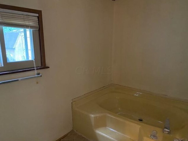 2300 Mount Herman Rd, Granville OH  43023-9000 exterior