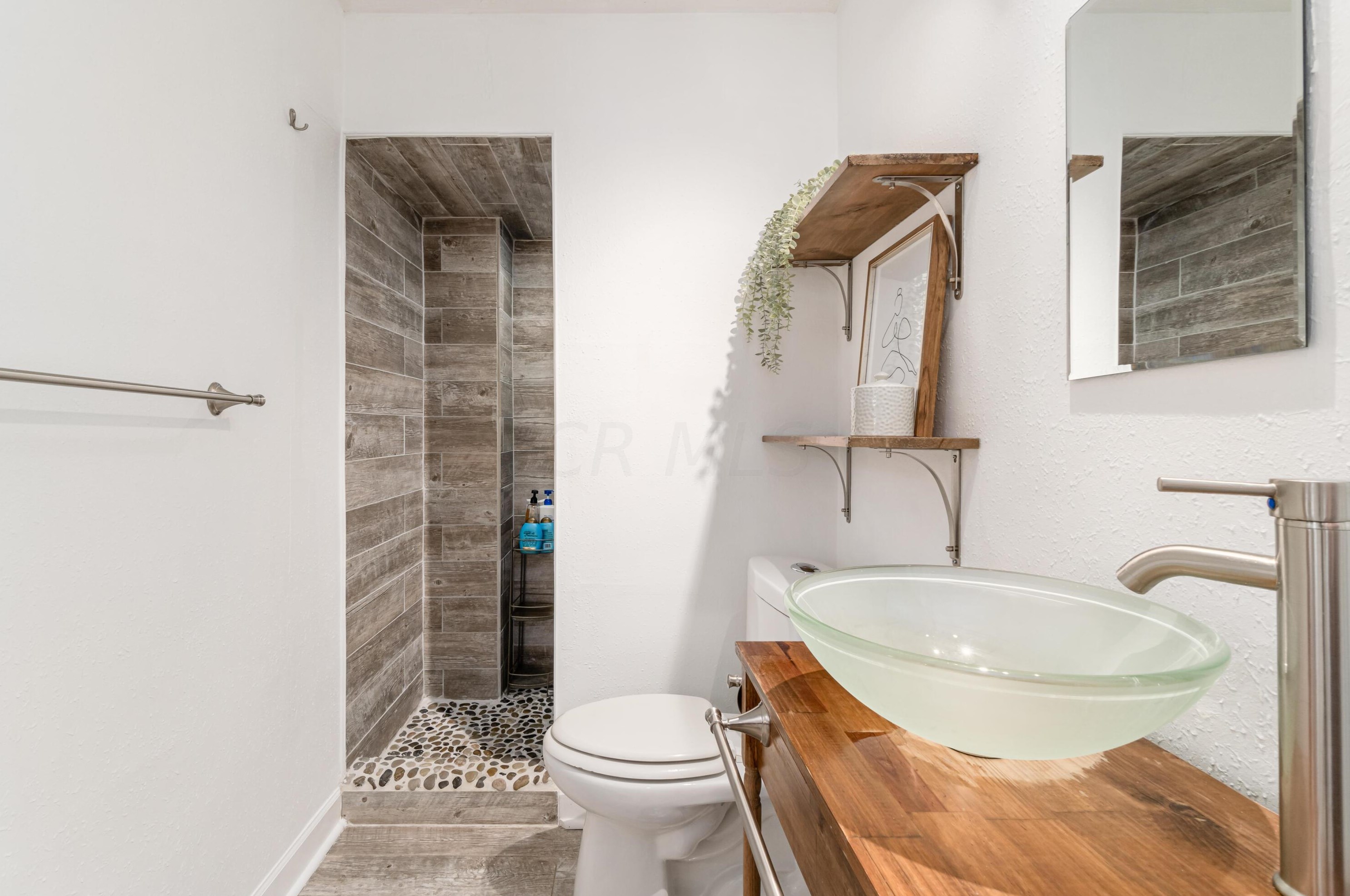 495 Brookside Dr, Columbus OH 43209-2222 exterior