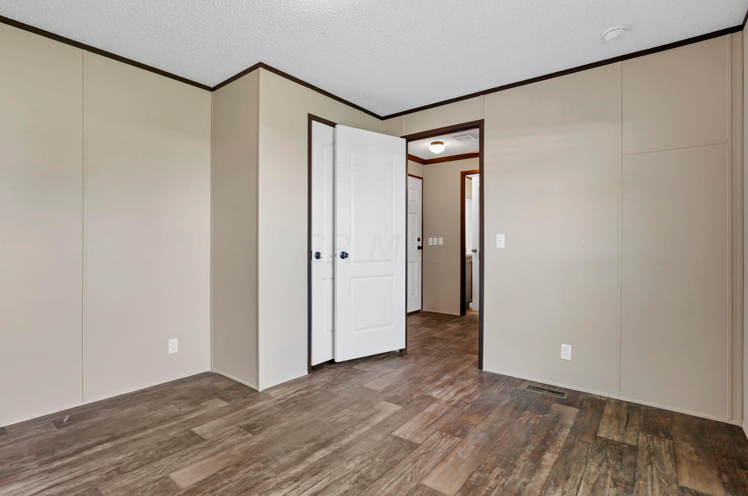 795 Janice Pkwy, Columbus OH 43223-2625 exterior