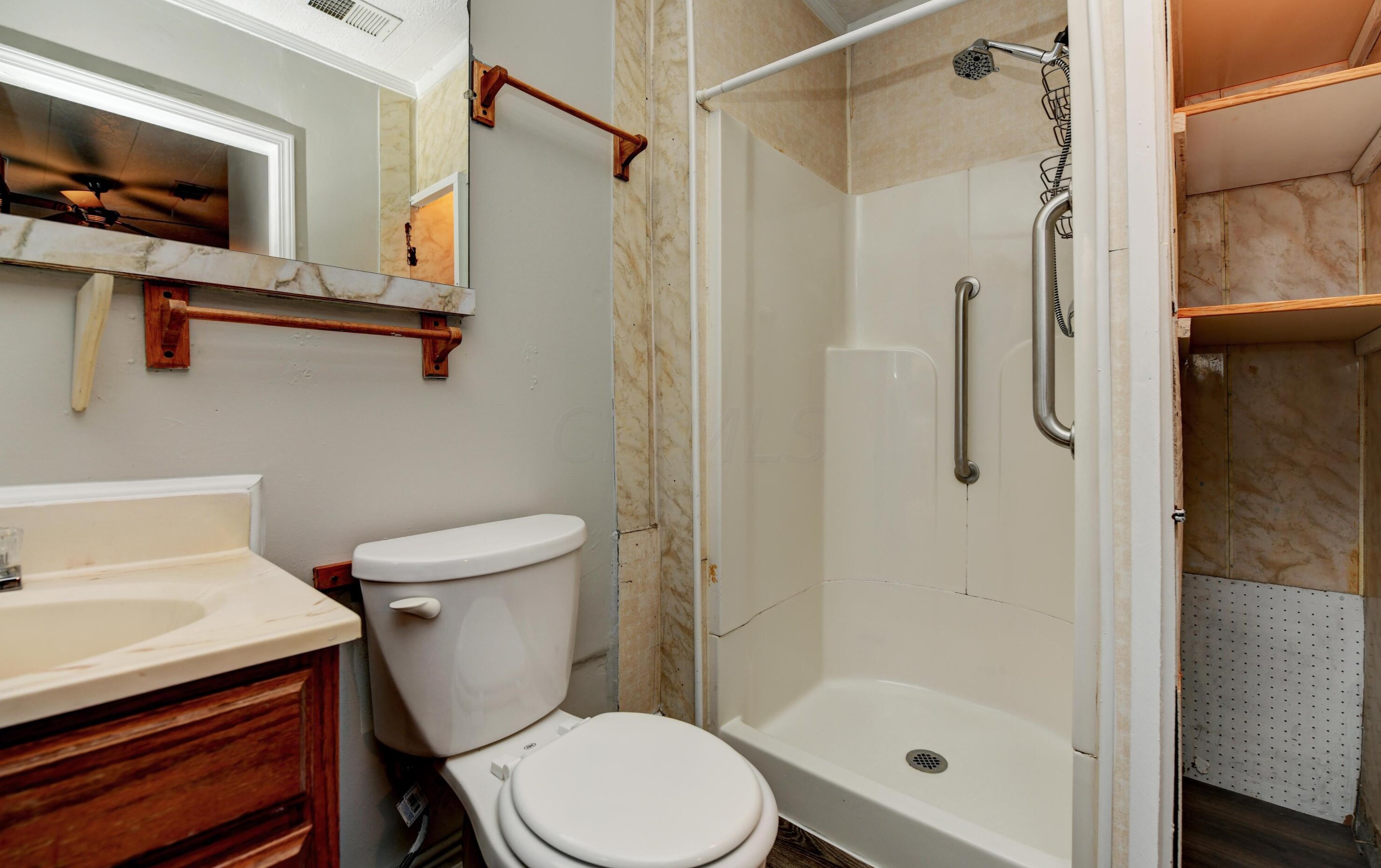 915 20th Ave, Columbus OH  43211-2401 exterior