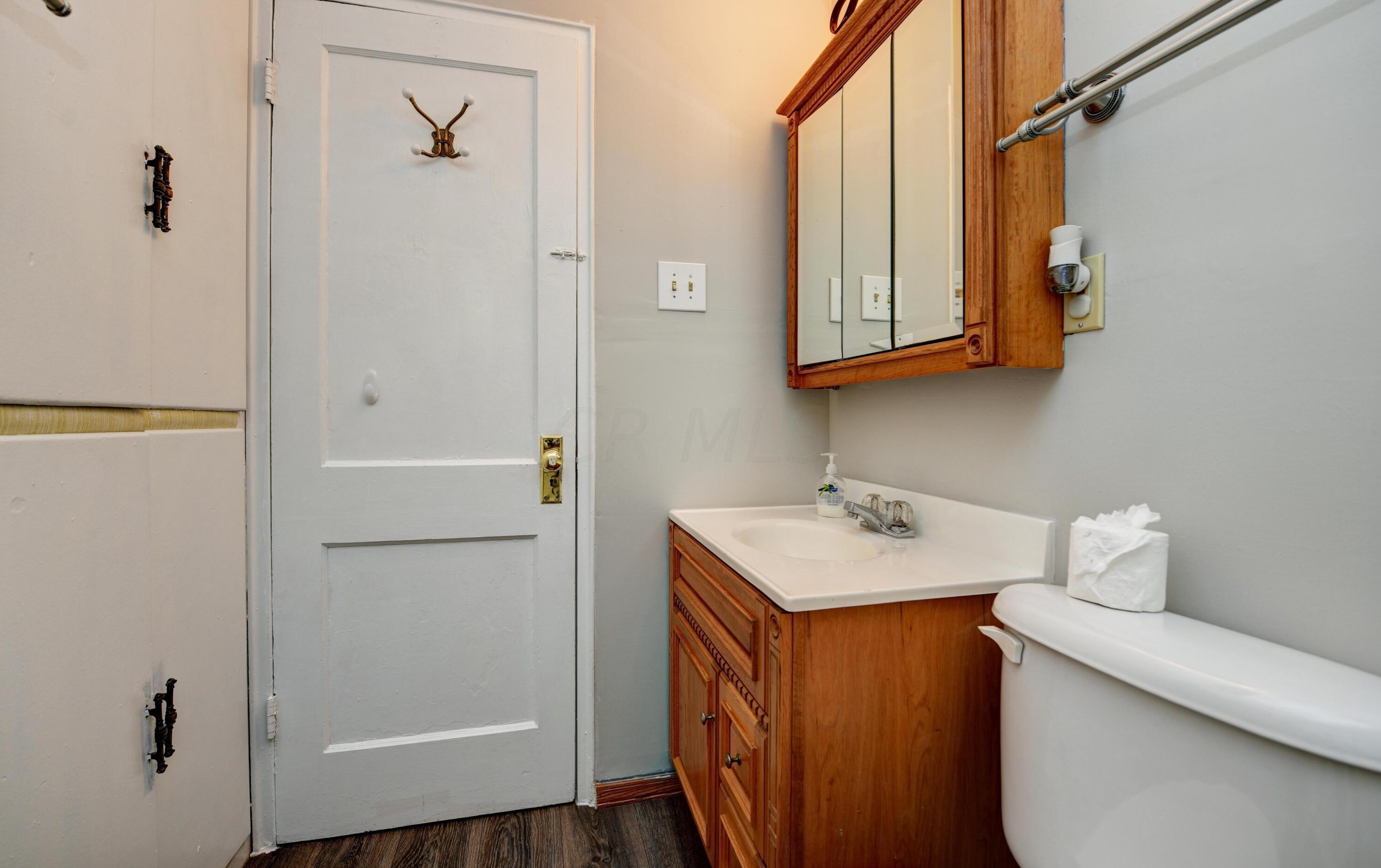 915 20th Ave, Columbus OH  43211-2401 exterior