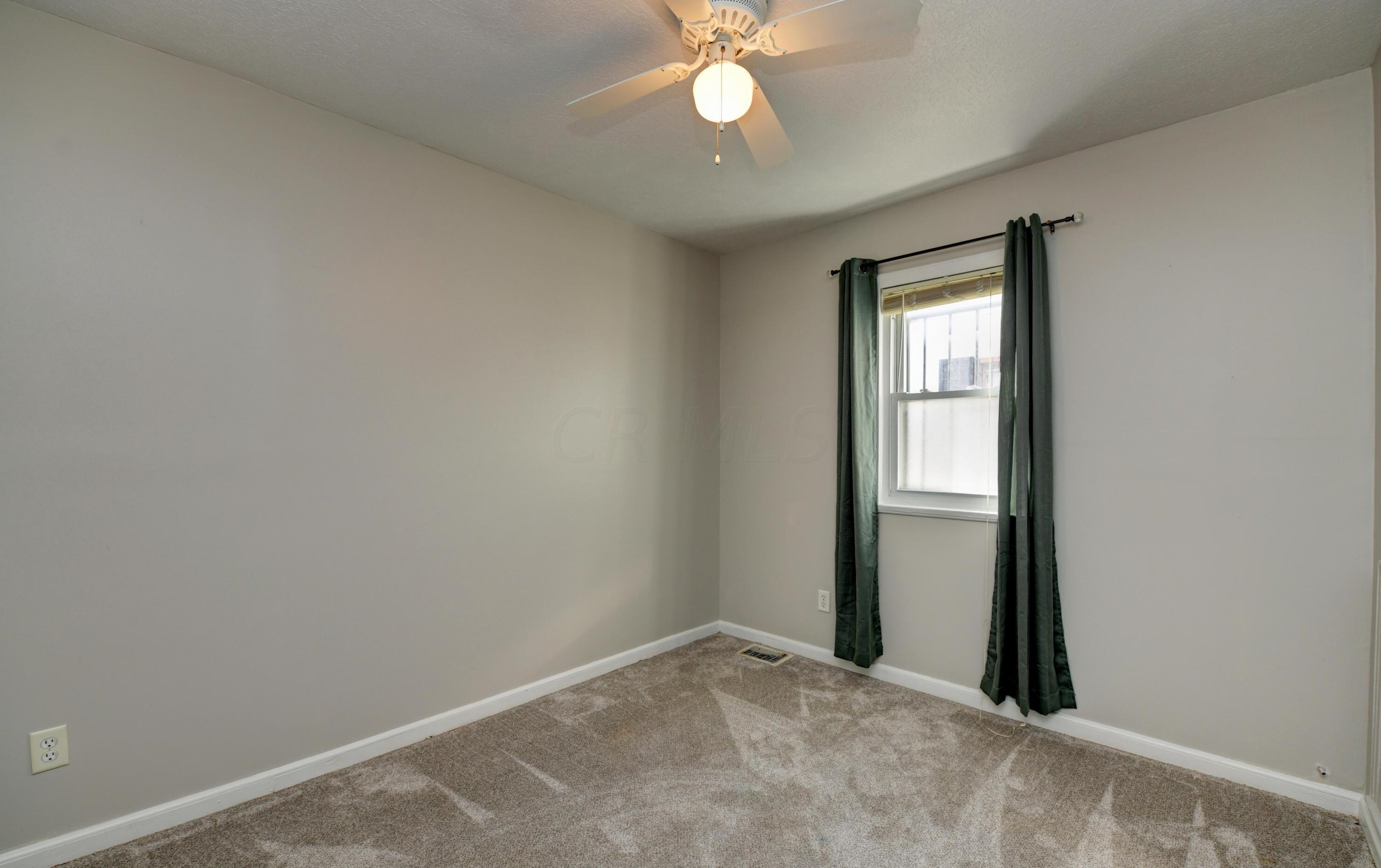 915 20th Ave, Columbus OH  43211-2401 exterior