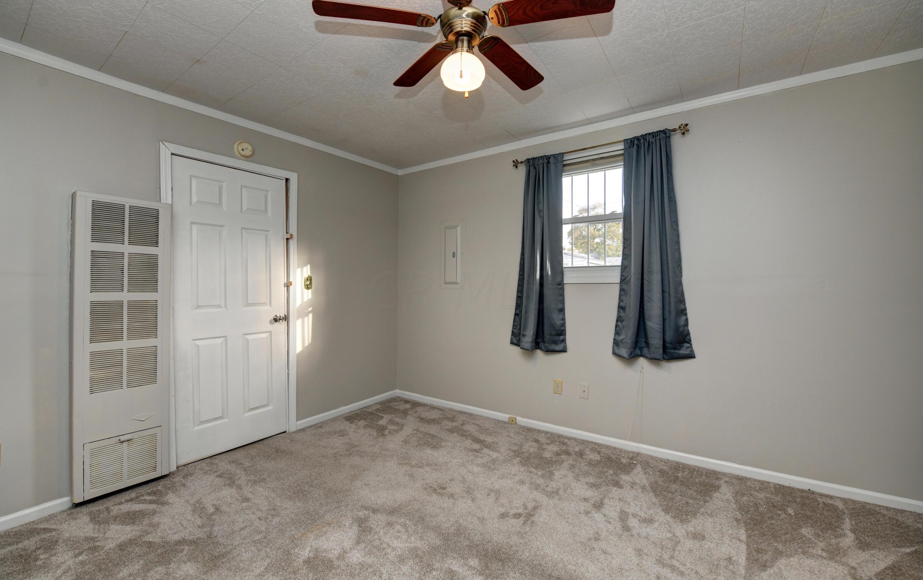 915 20th Ave, Columbus OH  43211-2401 exterior