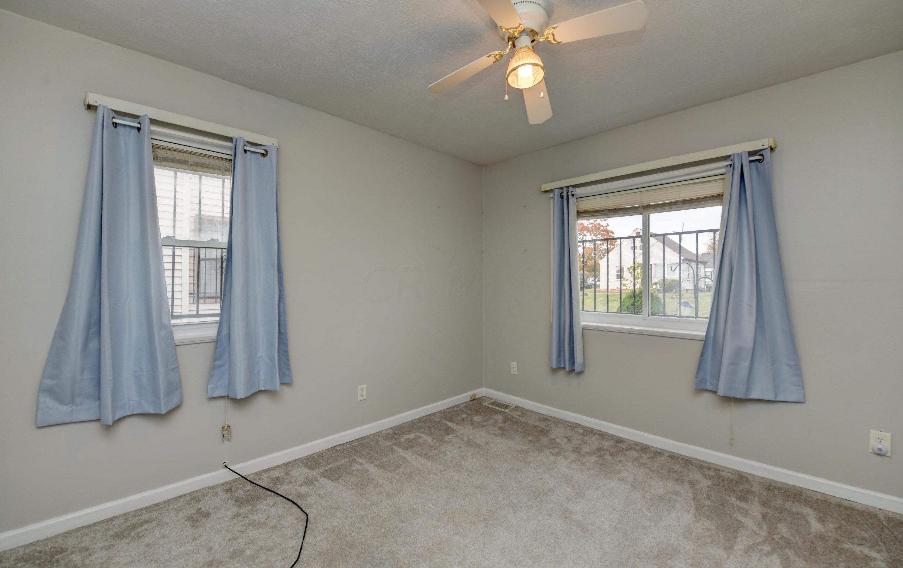 915 20th Ave, Columbus OH  43211-2401 exterior