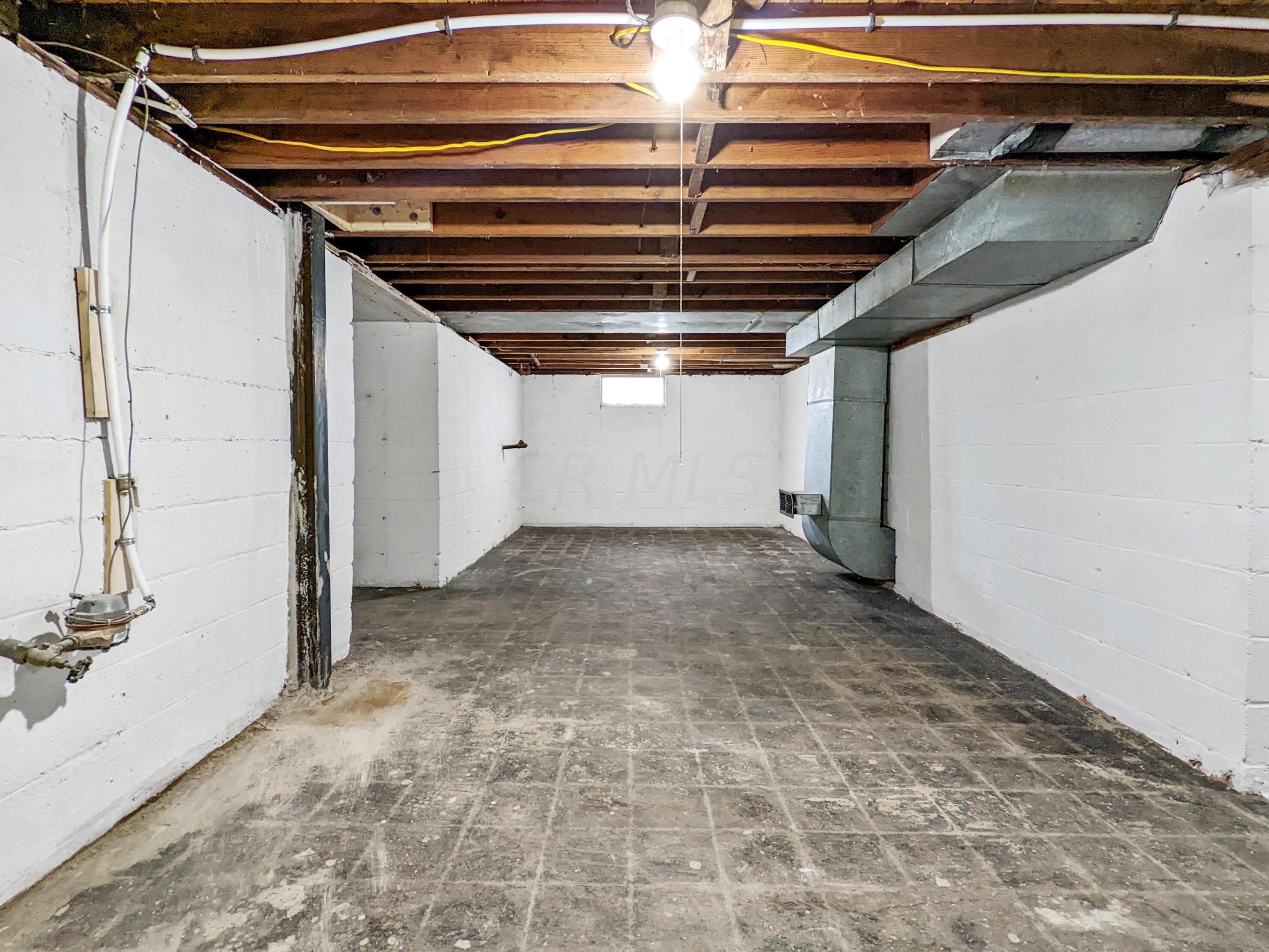 864 Wainwright Dr, Columbus OH  43224-3950 exterior