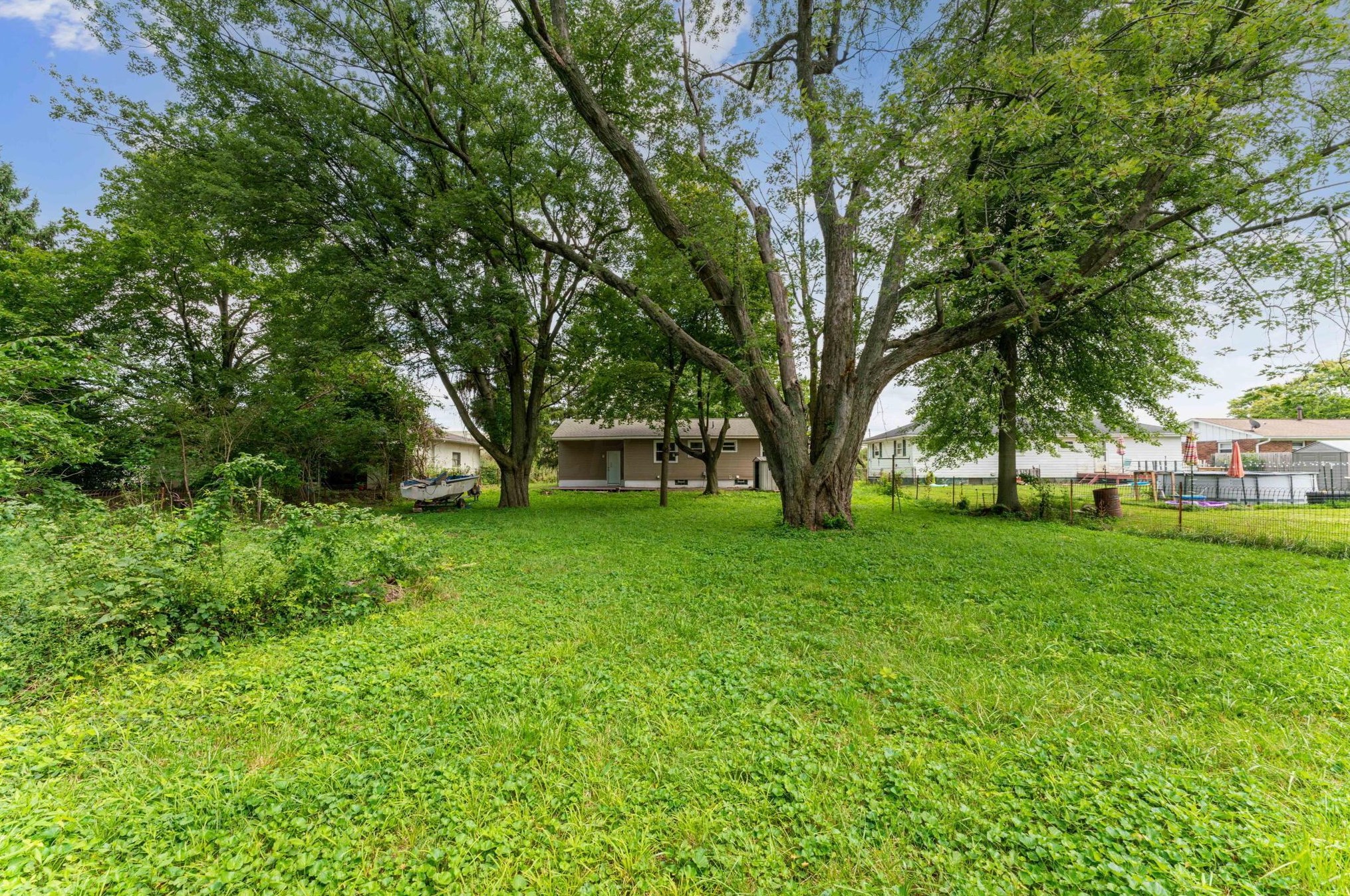 399 Garden Heights Ave, Columbus OH  43228-5305 exterior