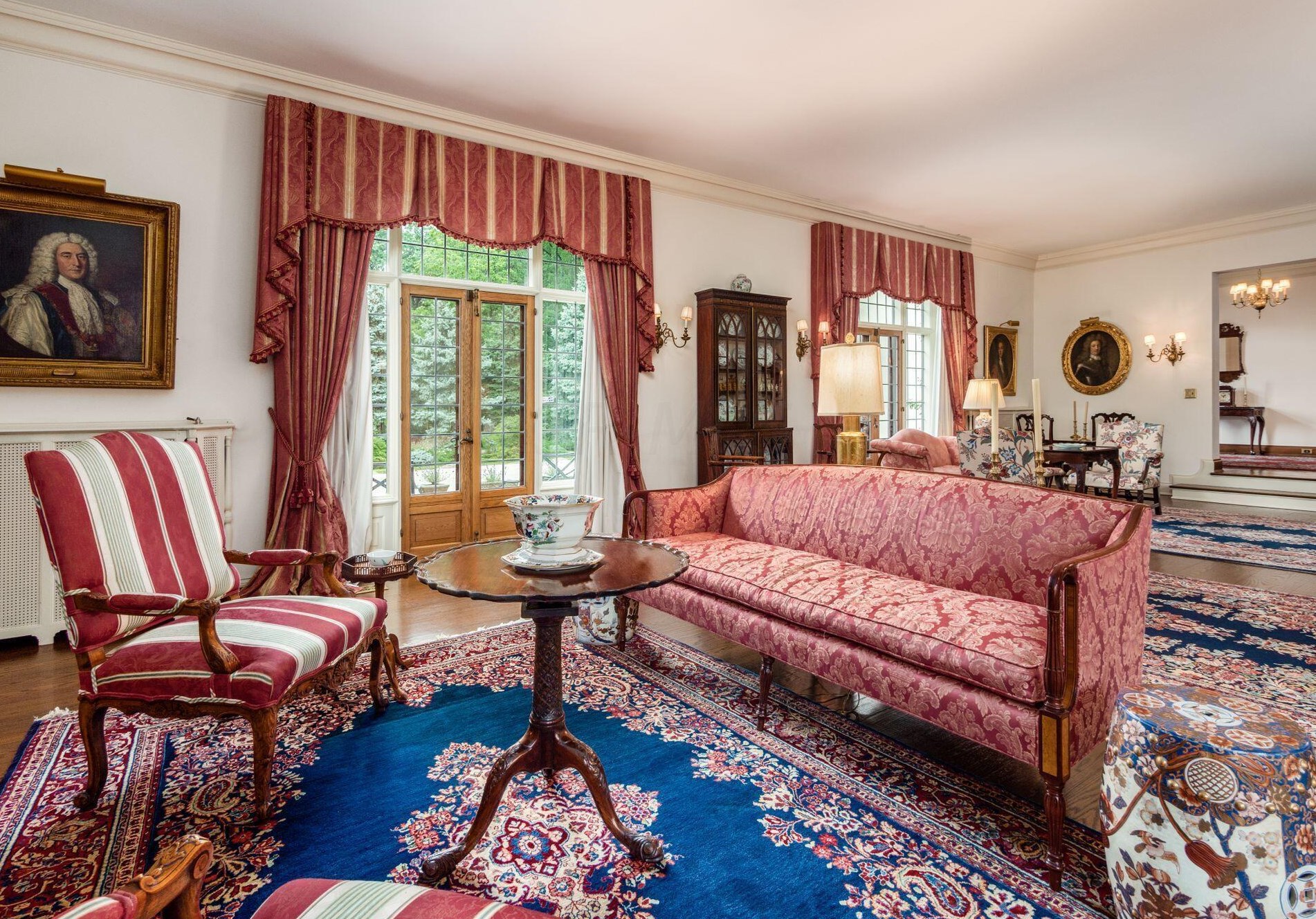 189 Parkview Ave, Columbus OH 43209-1676 exterior