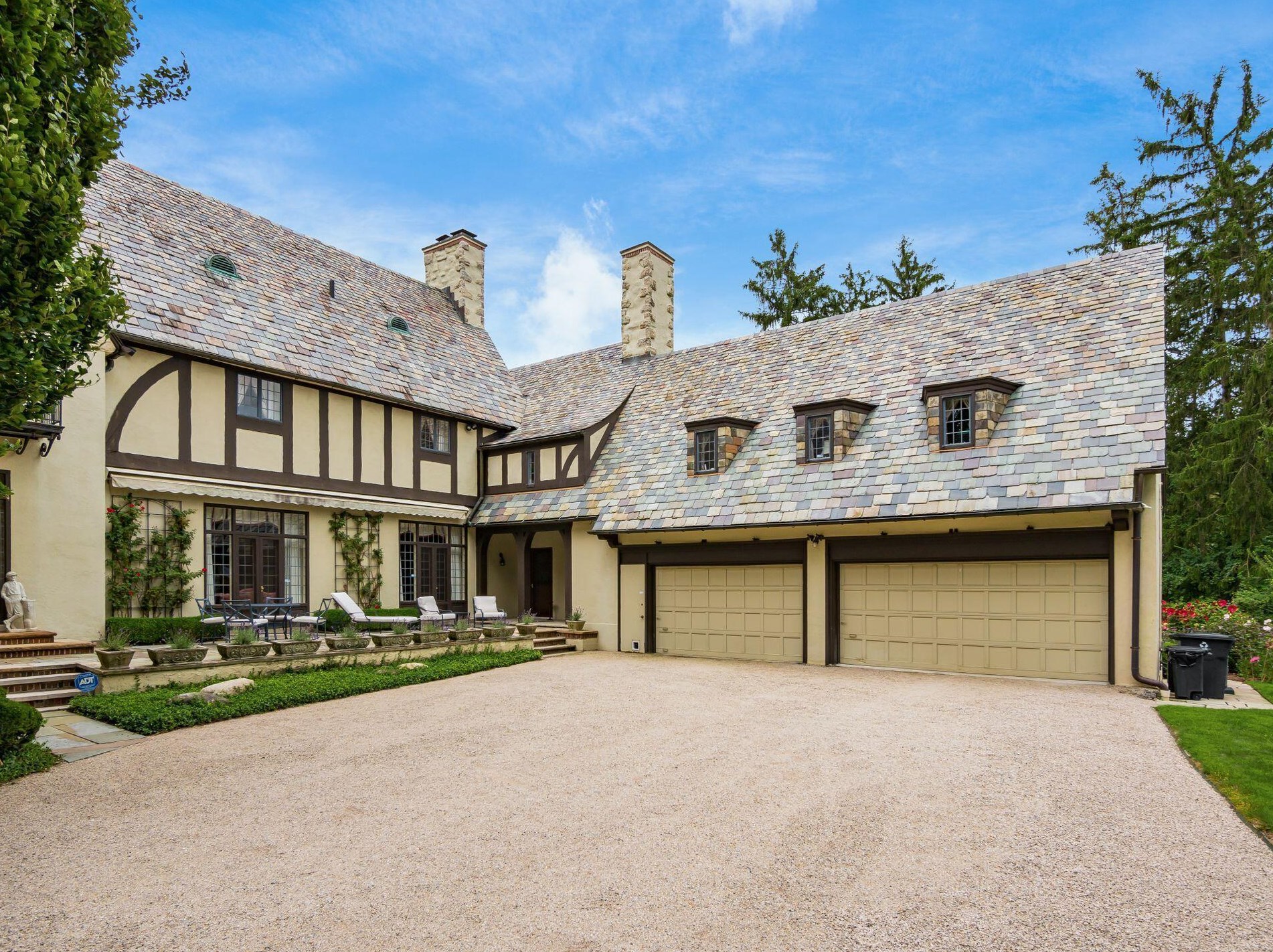 189 Parkview Ave, Columbus OH 43209-1676 exterior