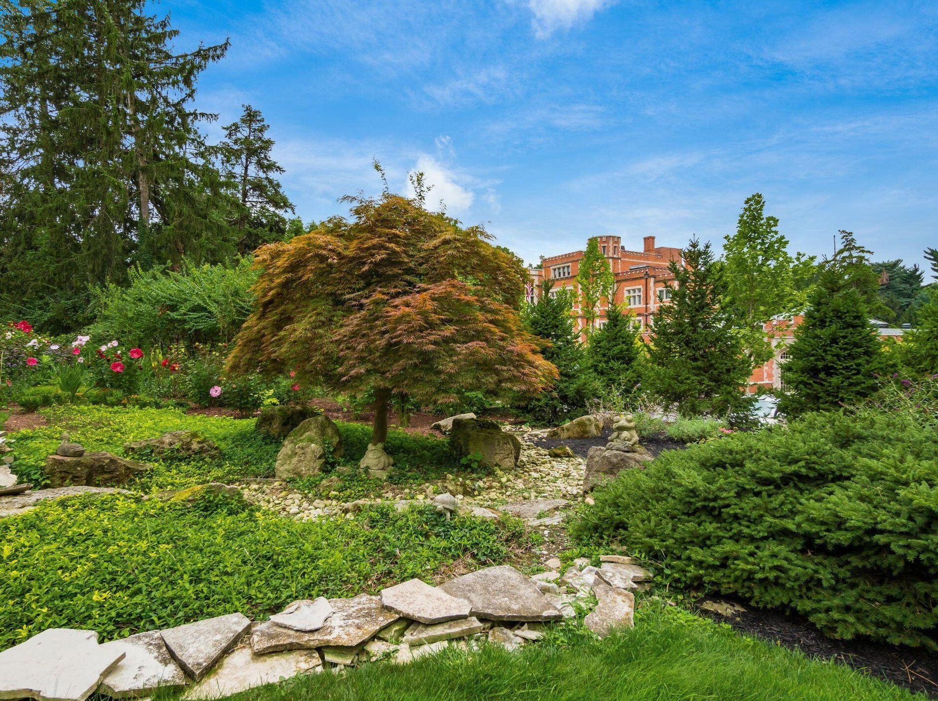 189 Parkview Ave, Columbus OH 43209-1676 exterior