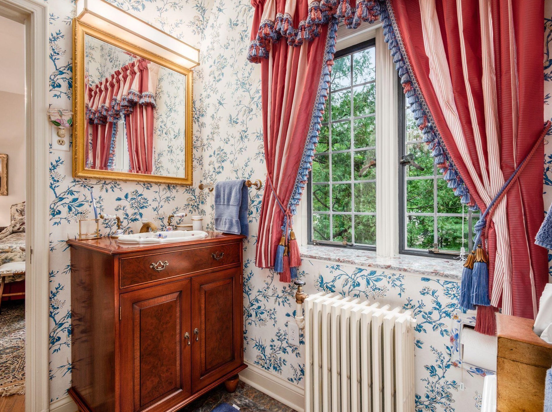 189 Parkview Ave, Columbus OH 43209-1676 exterior