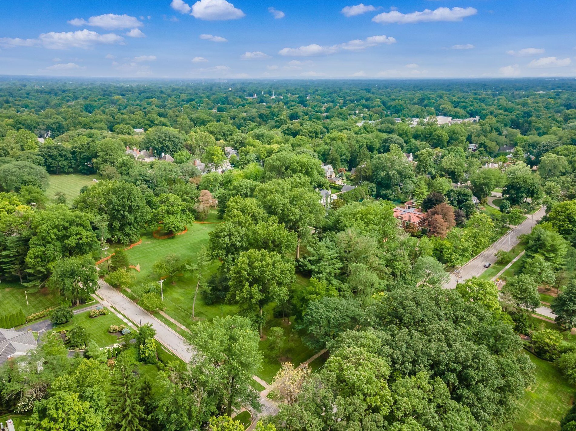 189 Parkview Ave, Columbus OH 43209-1676 exterior