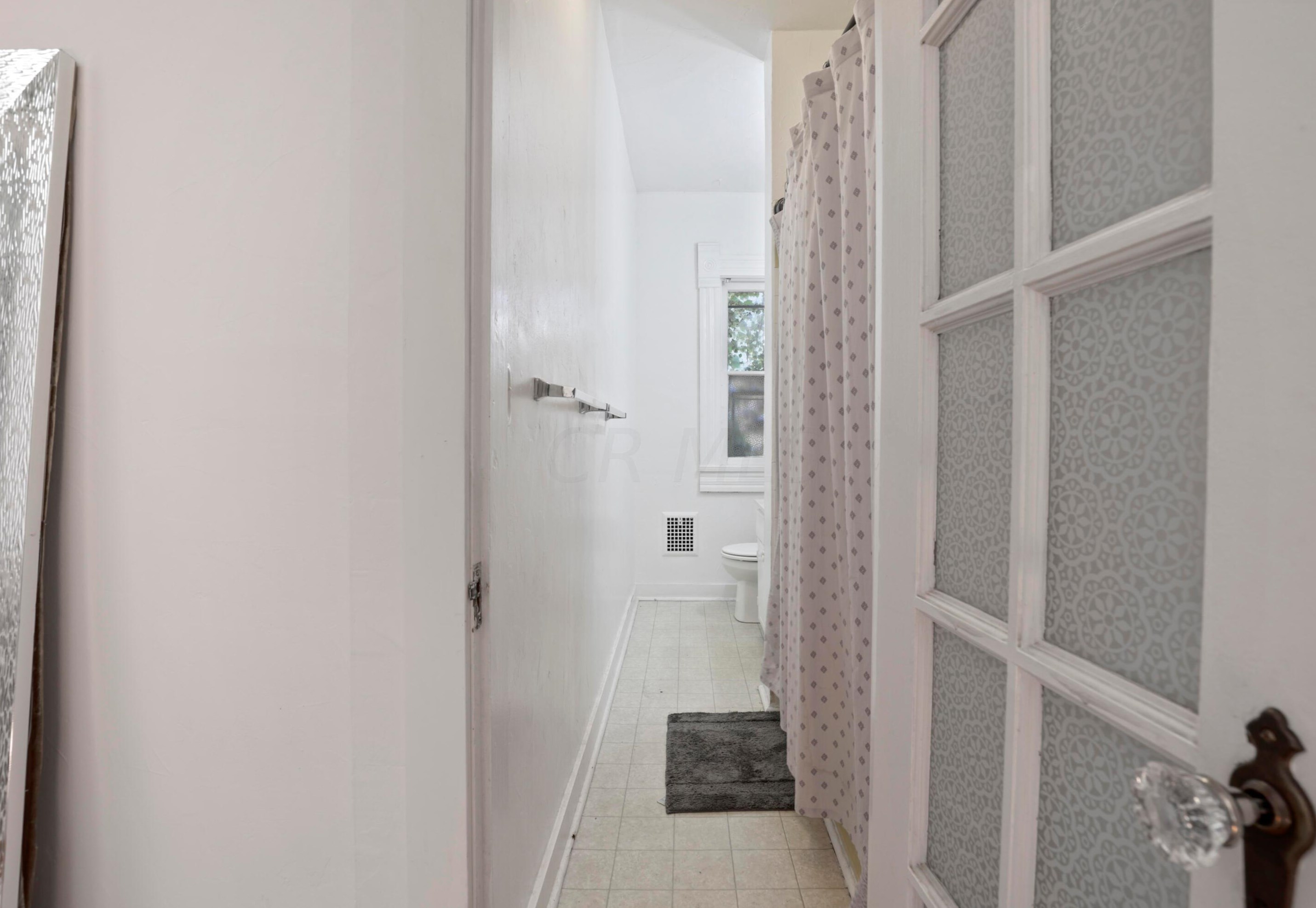 1022 Neil Ave, Columbus OH 43201-3437 exterior