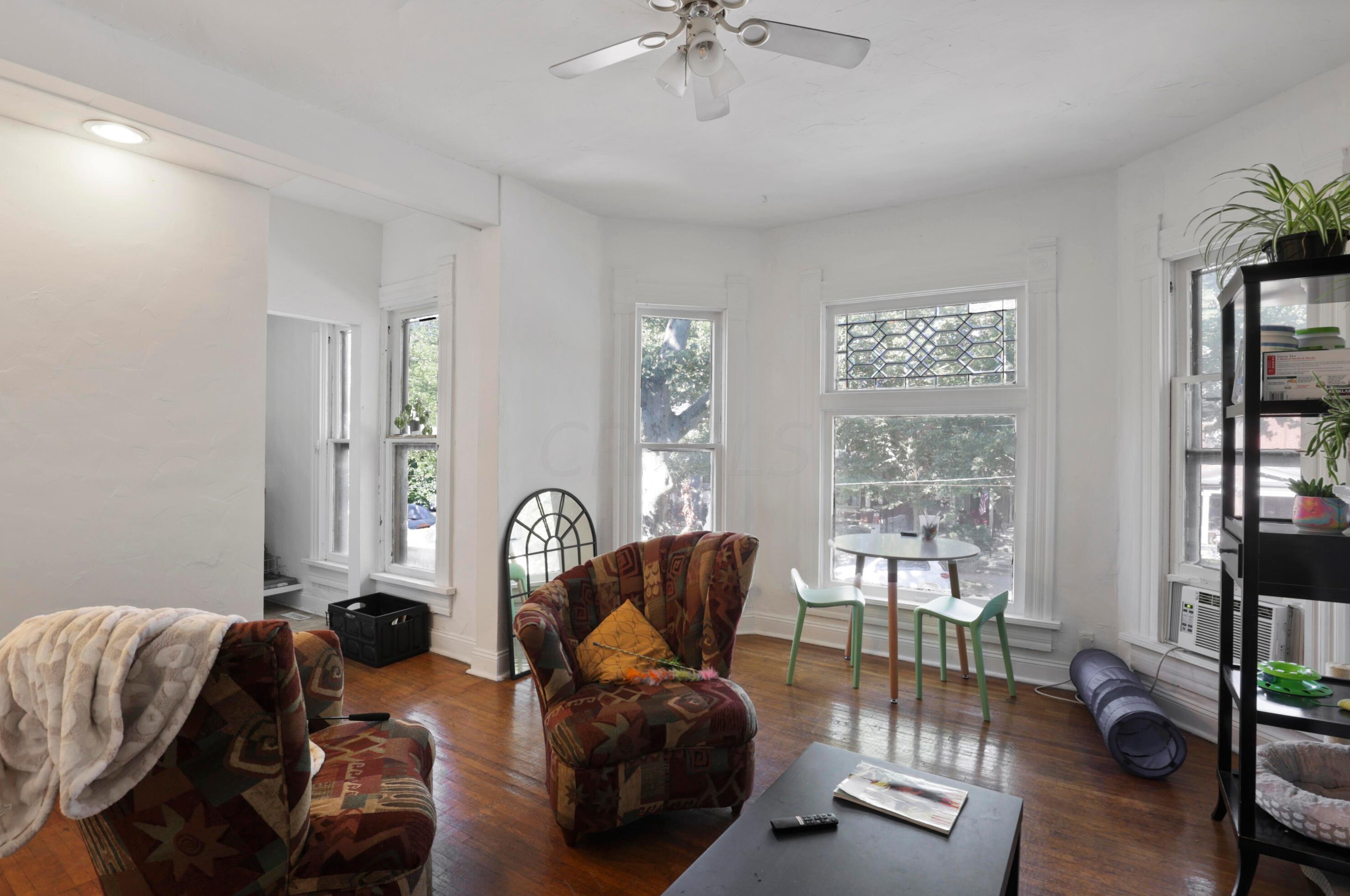 1022 Neil Ave, Columbus OH 43201-3437 exterior