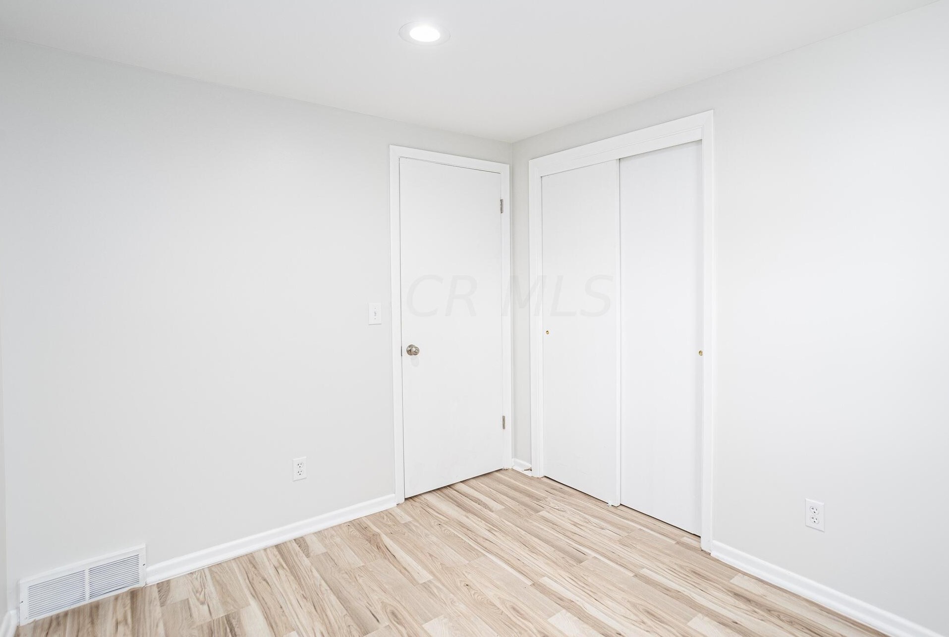 1283 Frebis Ave, Columbus OH  43206-3716 exterior