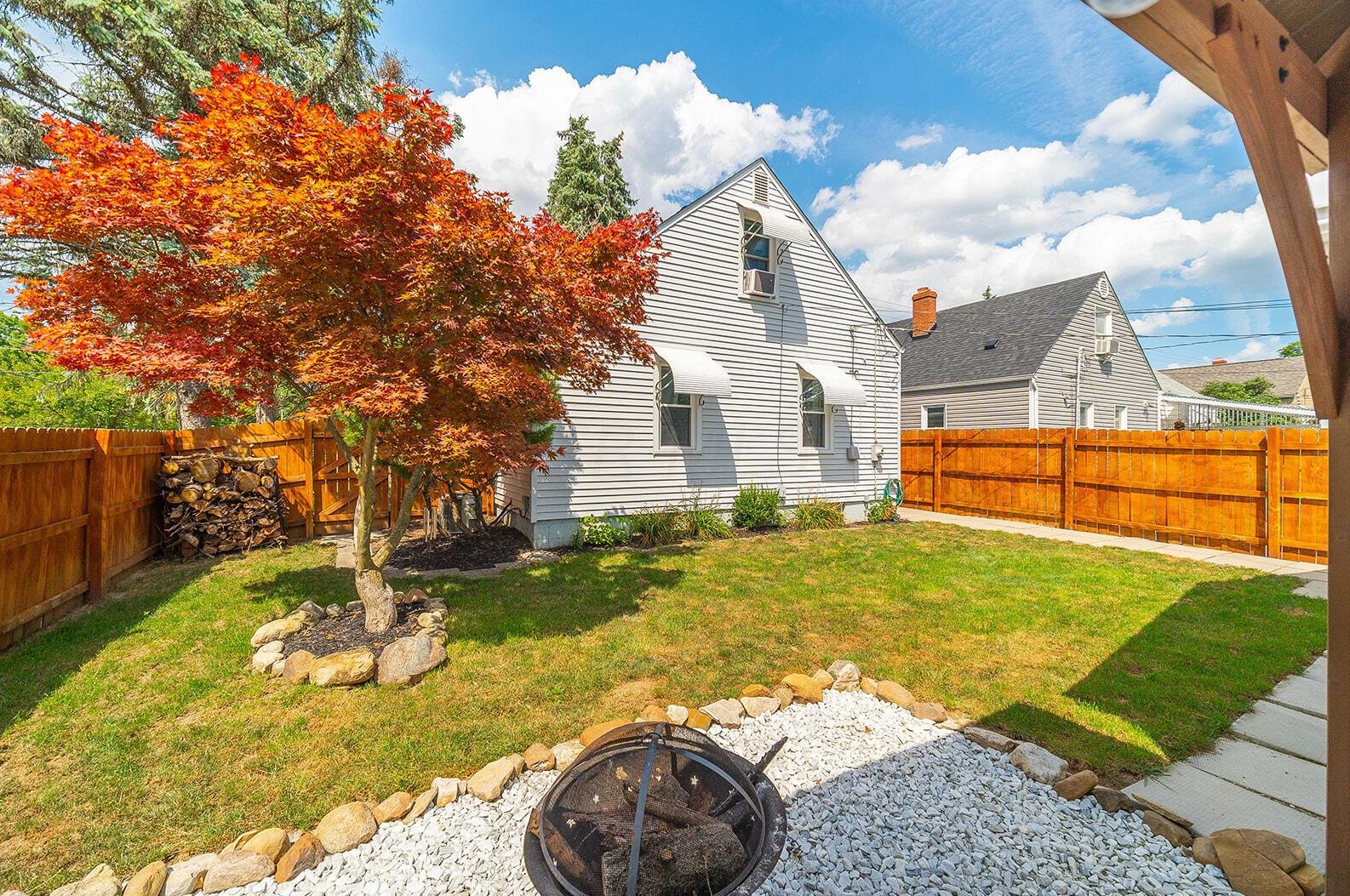 409 Morse Rd, Columbus OH 43214-1832 exterior