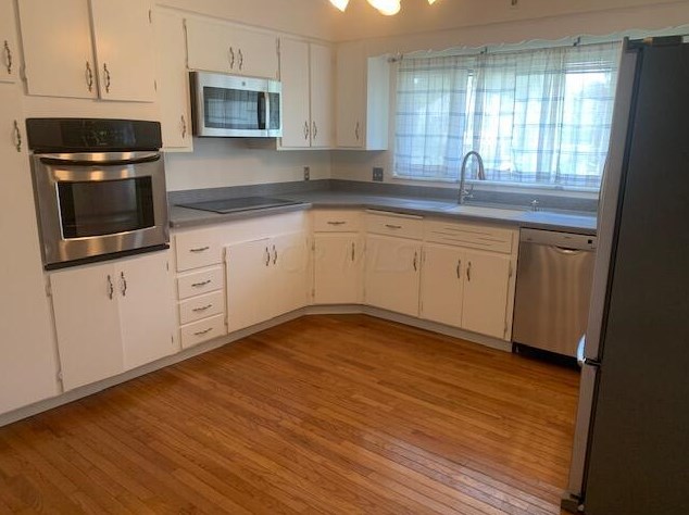 3395 Somerford Rd, Columbus OH  43221-1438 exterior