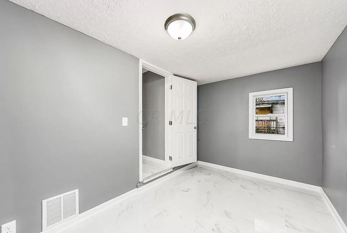 1103 Ellsworth Ave, Columbus OH  43206-1713 exterior