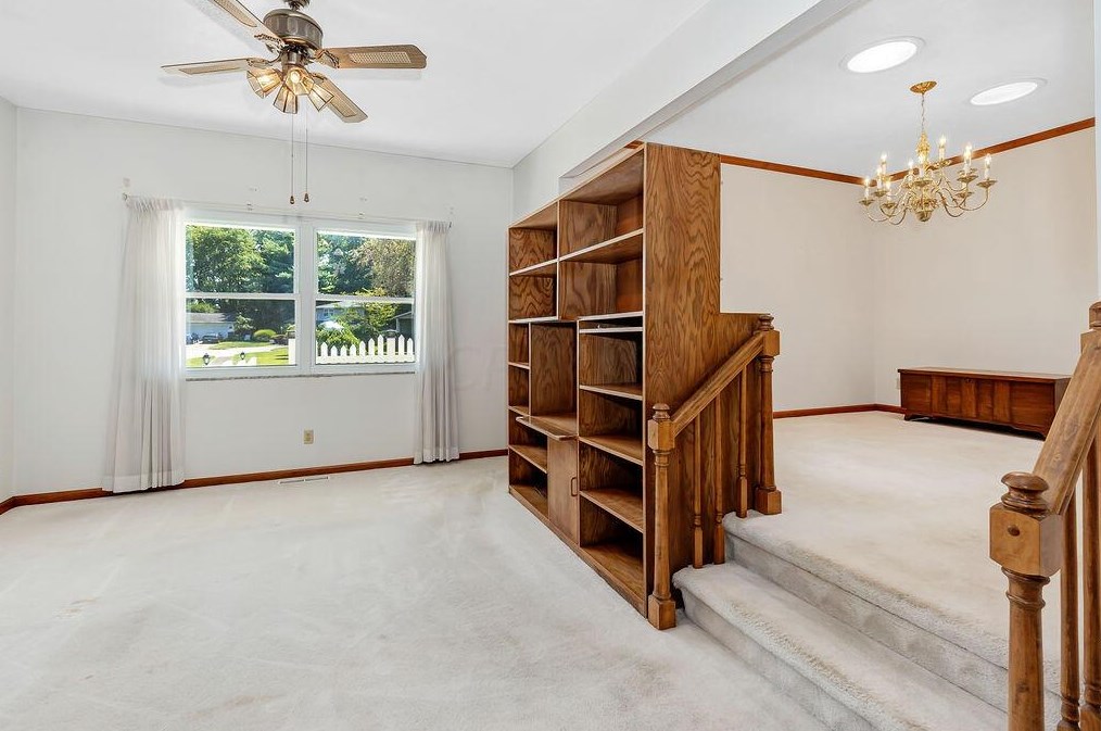 5820 Riverton Rd, Columbus OH 43232-1650 exterior