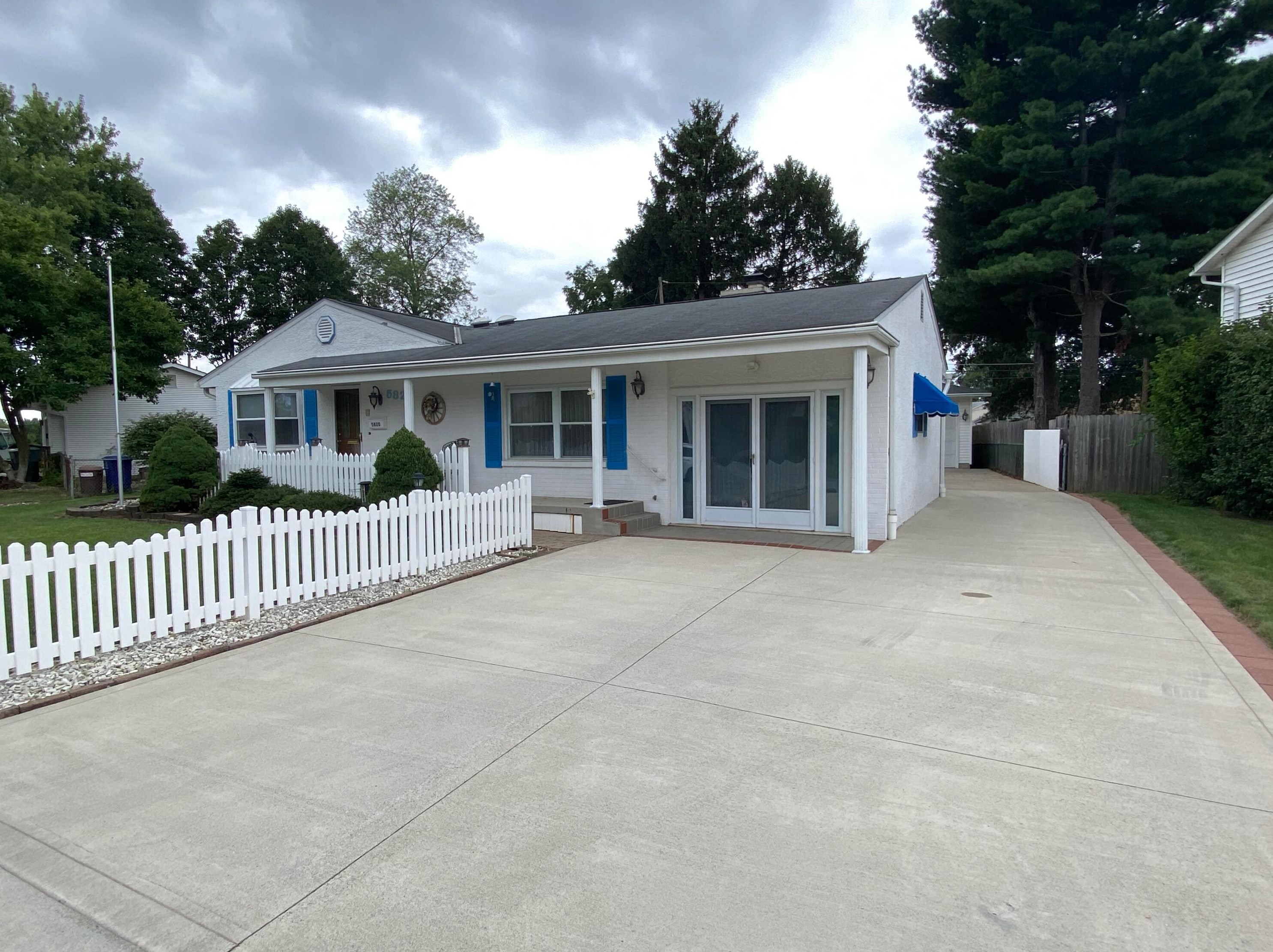 5820 Riverton Rd, Columbus OH 43232-1650 exterior