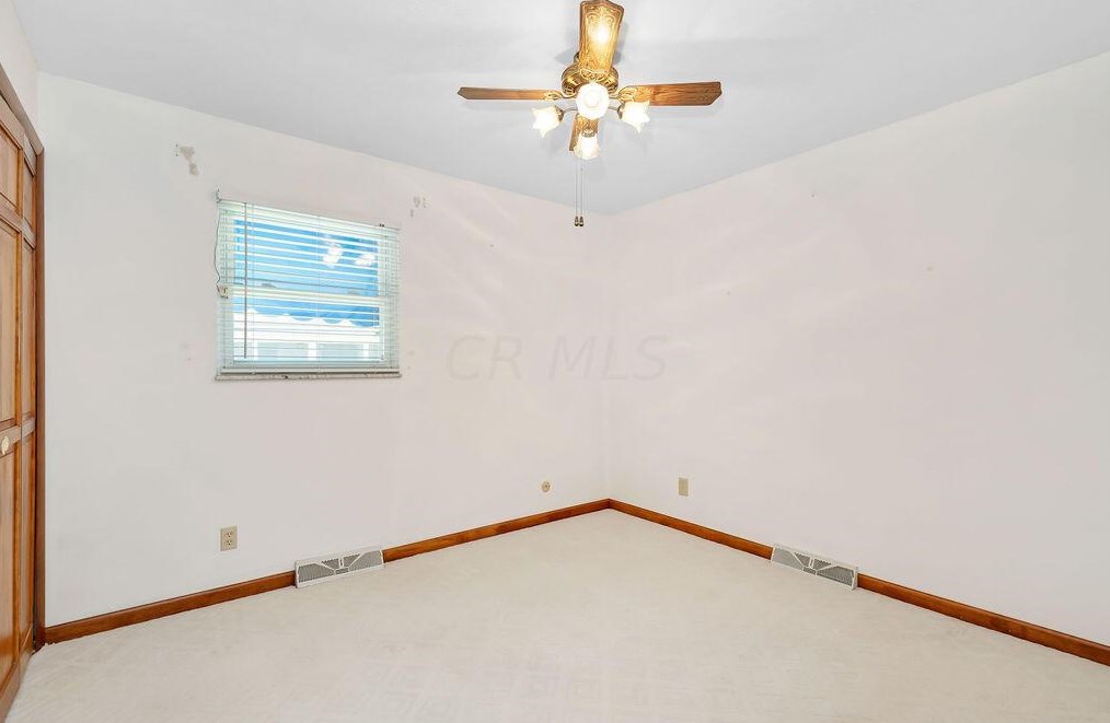 5820 Riverton Rd, Columbus OH 43232-1650 exterior