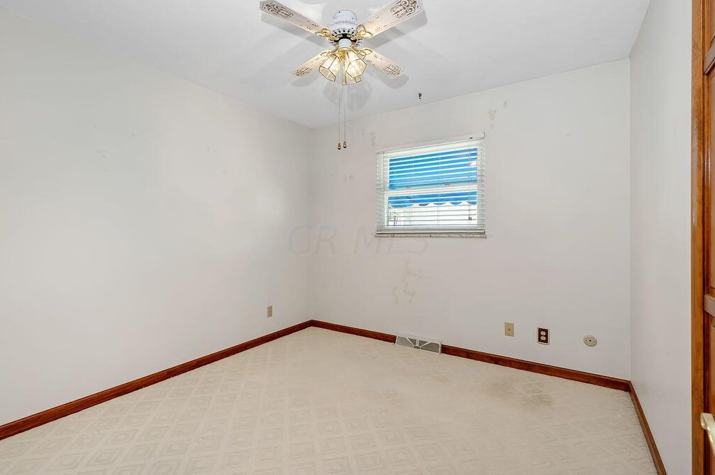 5820 Riverton Rd, Columbus OH 43232-1650 exterior