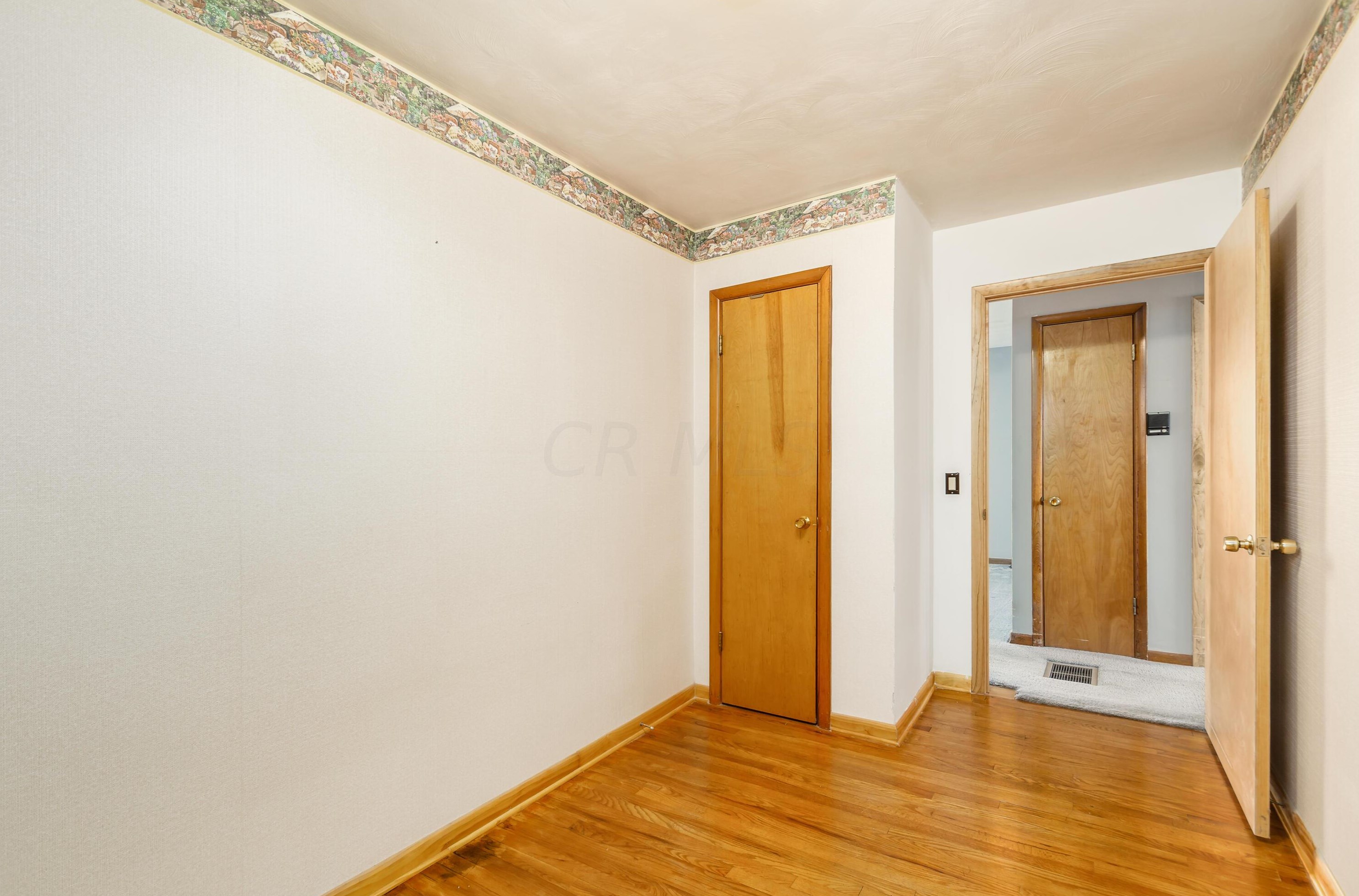 518 Hubert Ave, Lancaster OH 43130-4718 exterior