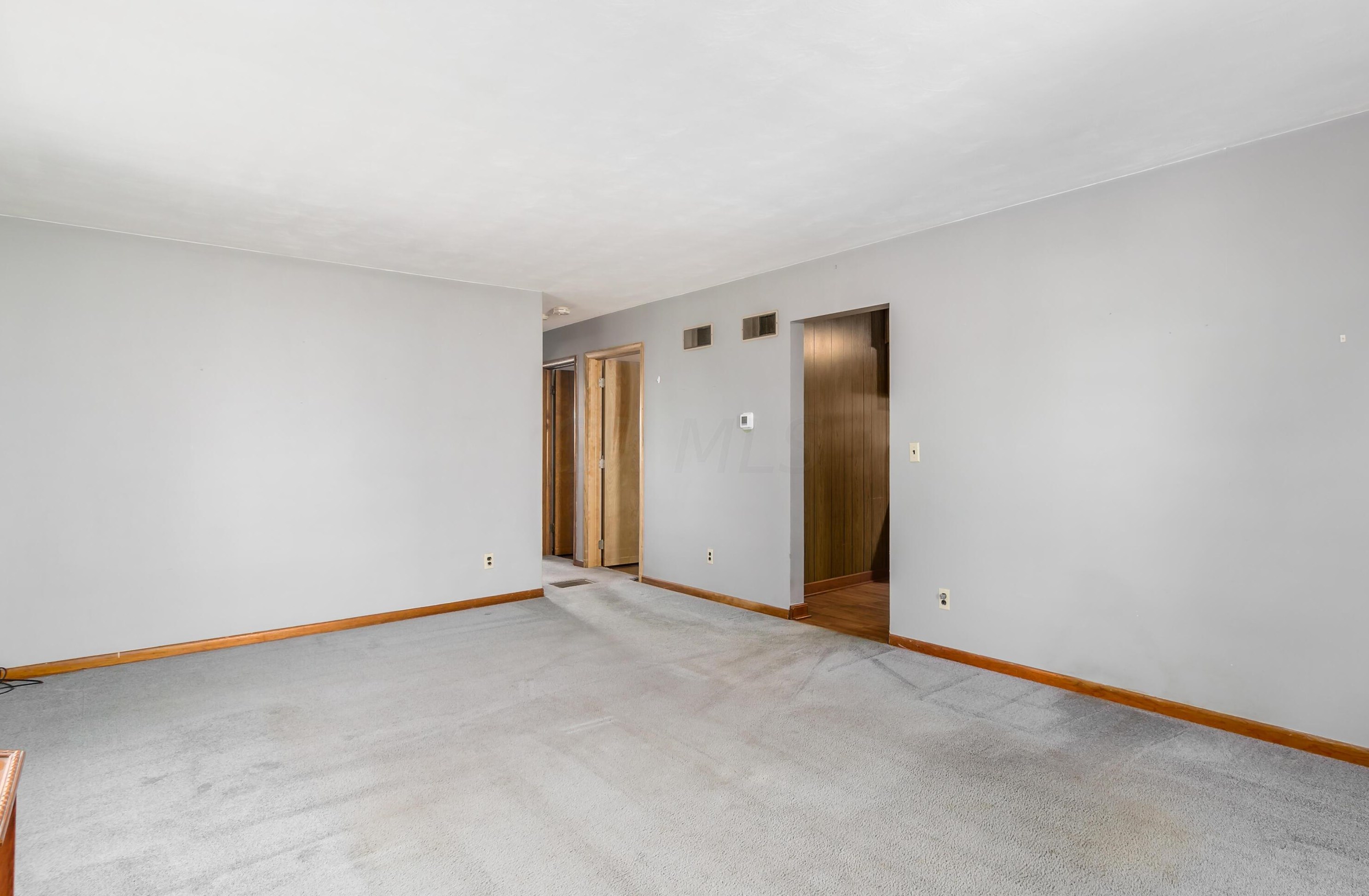 518 Hubert Ave, Lancaster OH 43130-4718 exterior