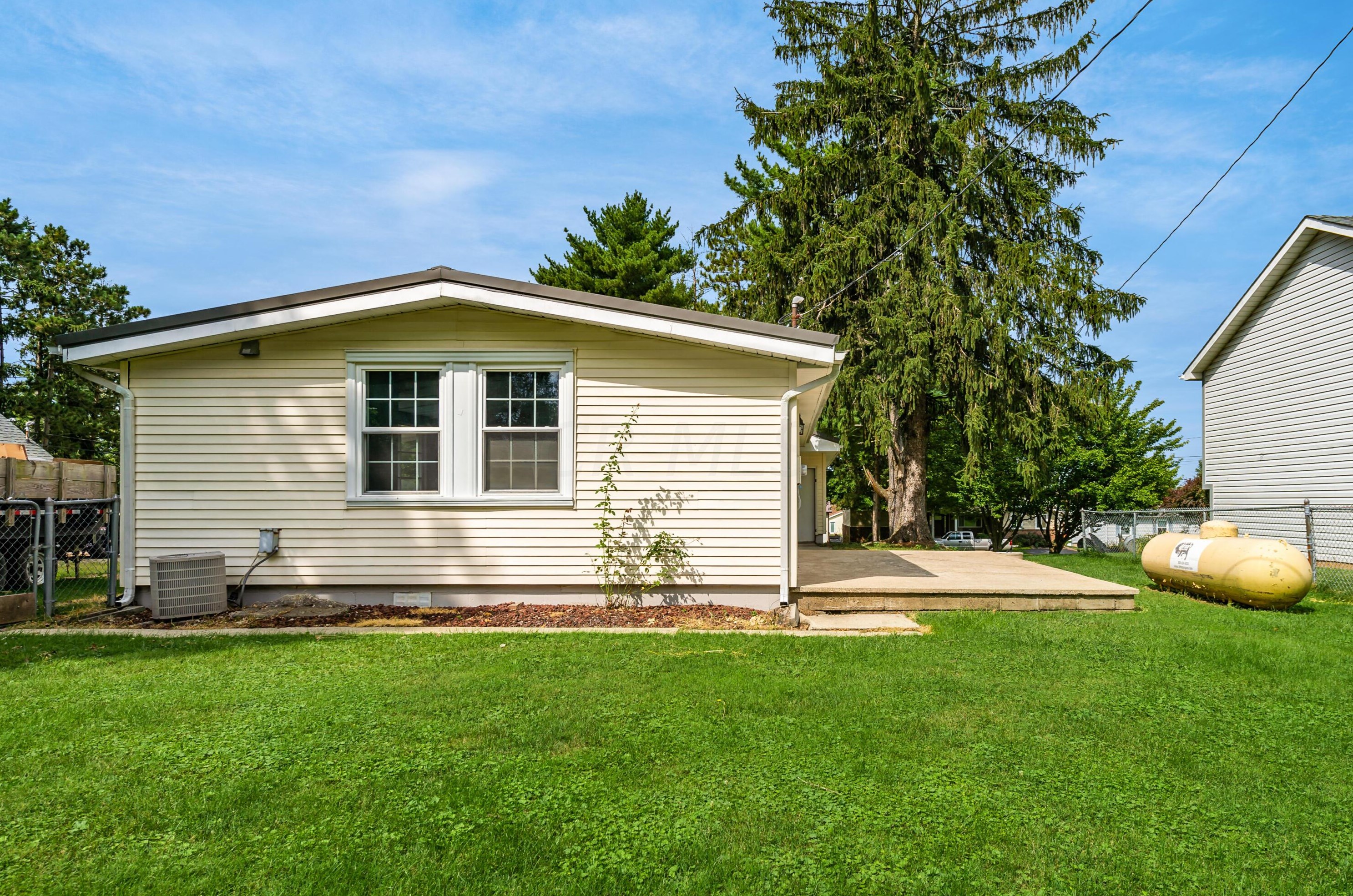 20360 Catherine Blvd, Circleville OH  43113-9238 exterior
