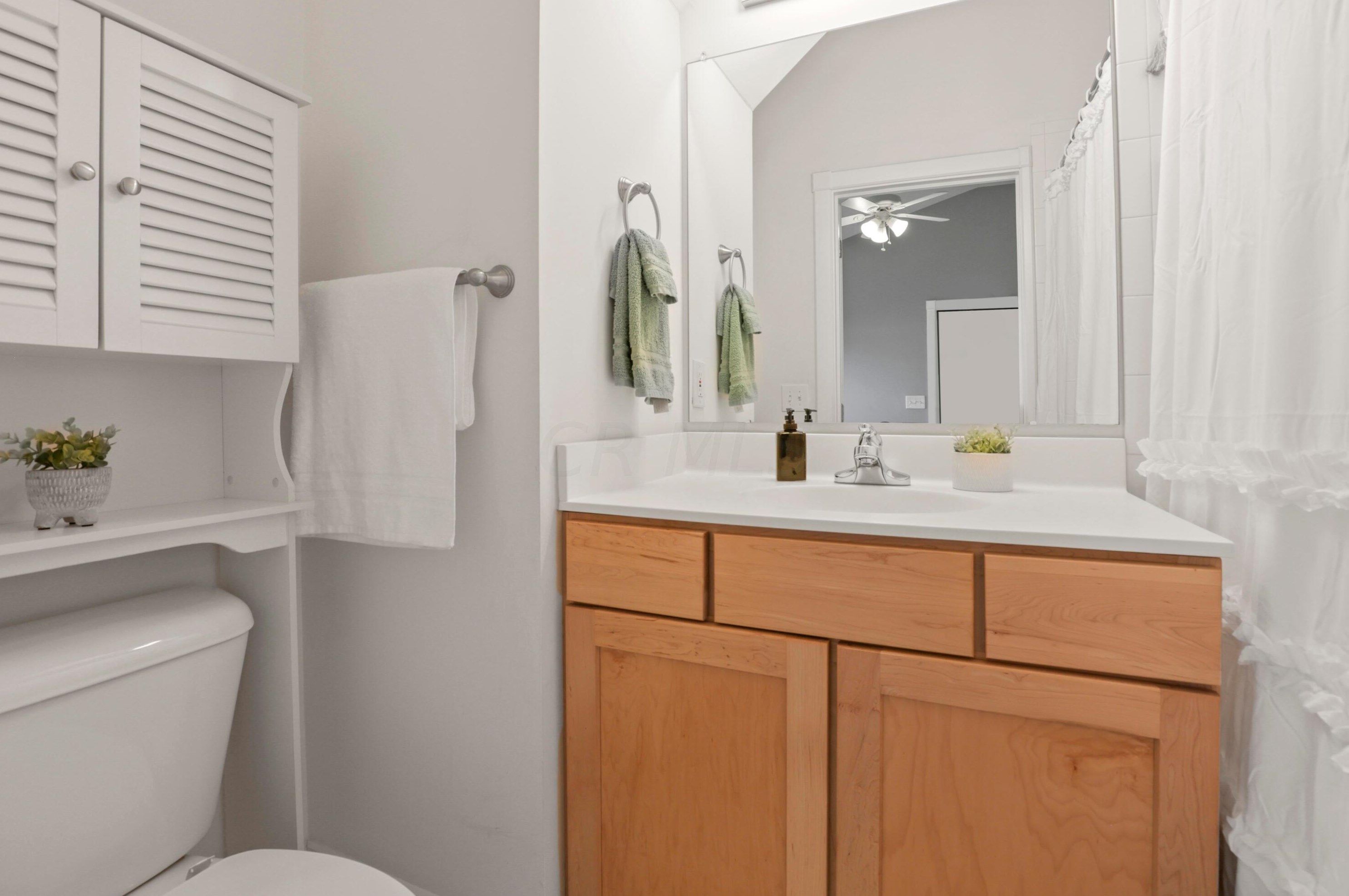 149 4 Ave, Columbus OH 43201-3566 exterior