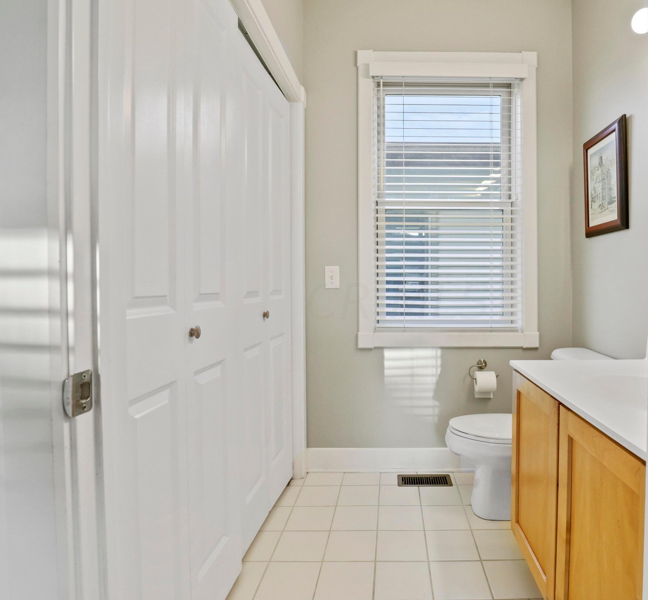 149 4 Ave, Columbus OH 43201-3566 exterior