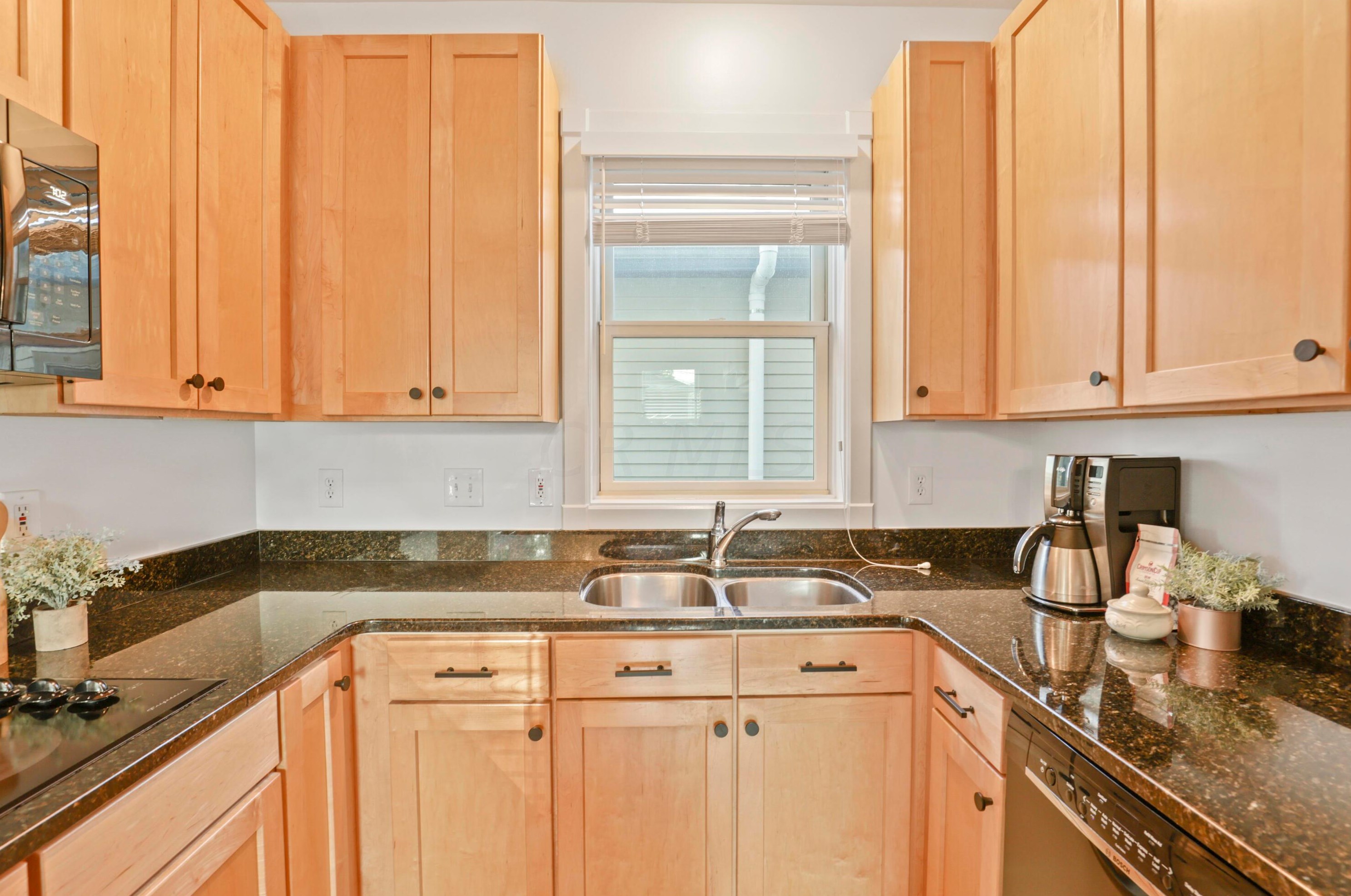 149 4 Ave, Columbus OH 43201-3566 exterior