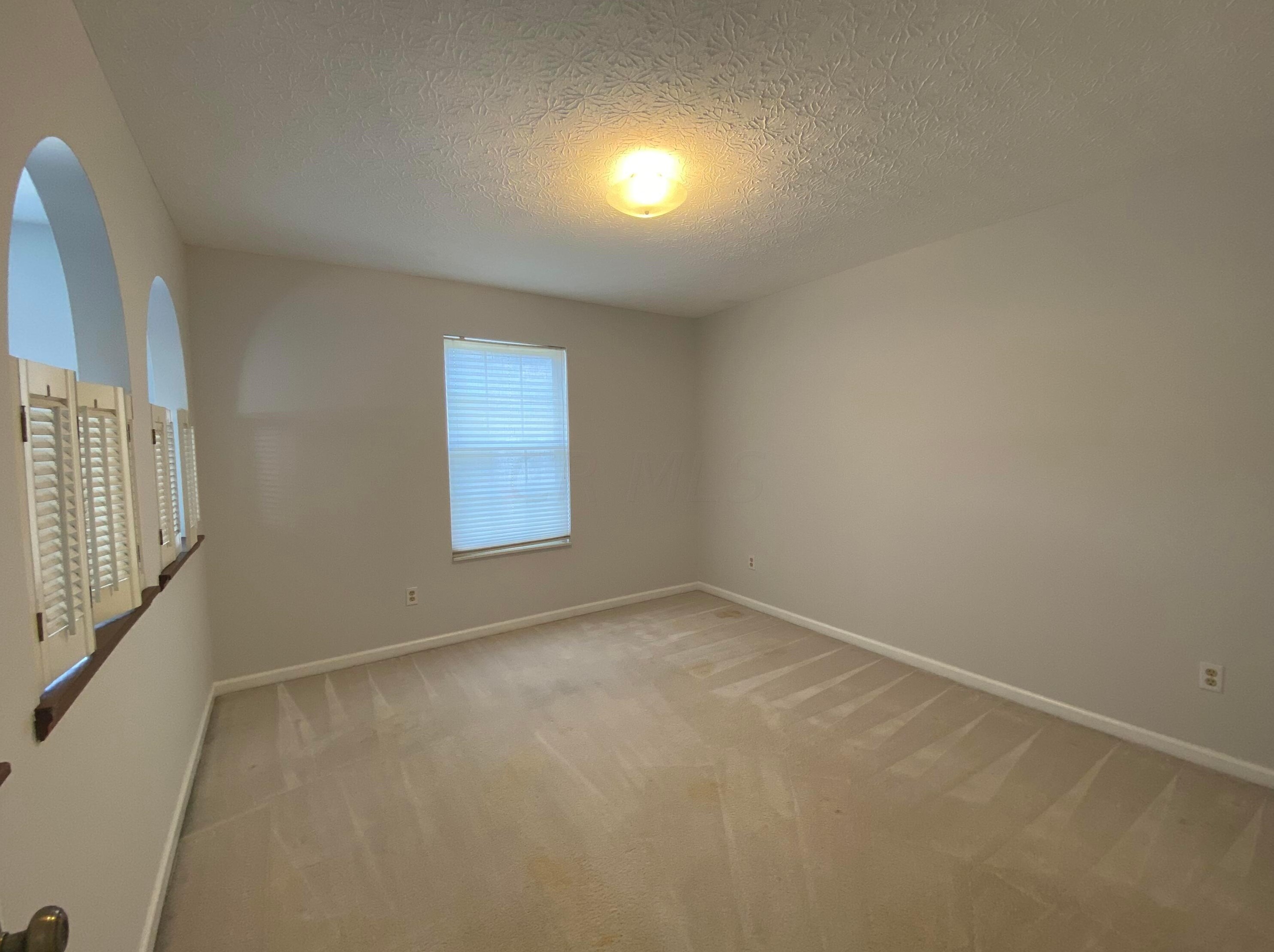 279 Marjoram Dr, Columbus OH 43230-7026 exterior