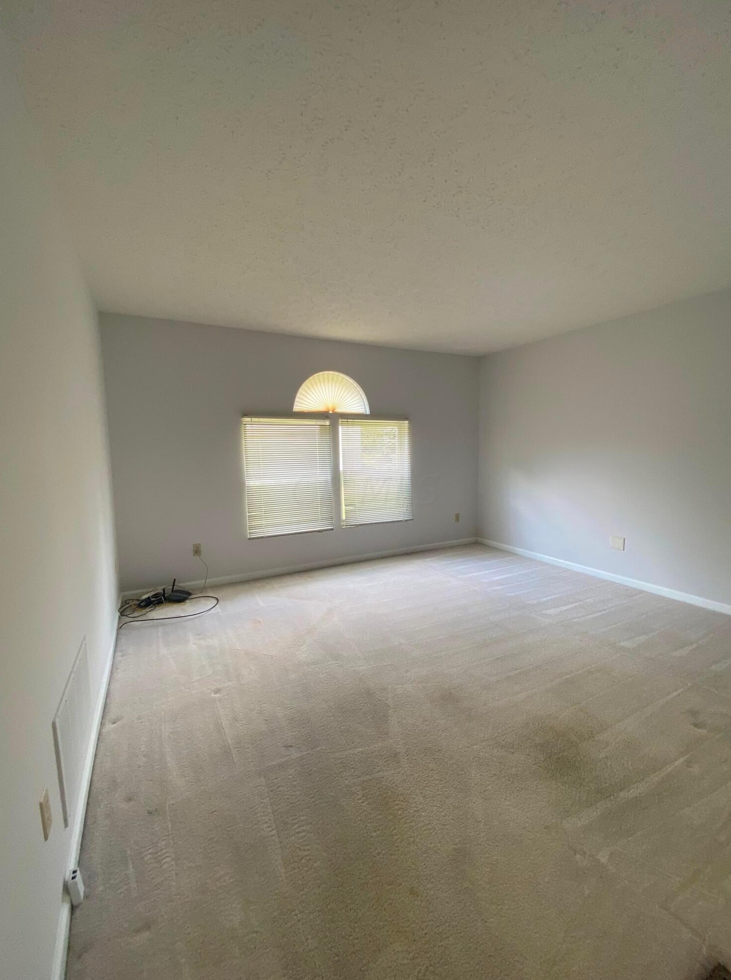 279 Marjoram Dr, Columbus OH 43230-7026 exterior