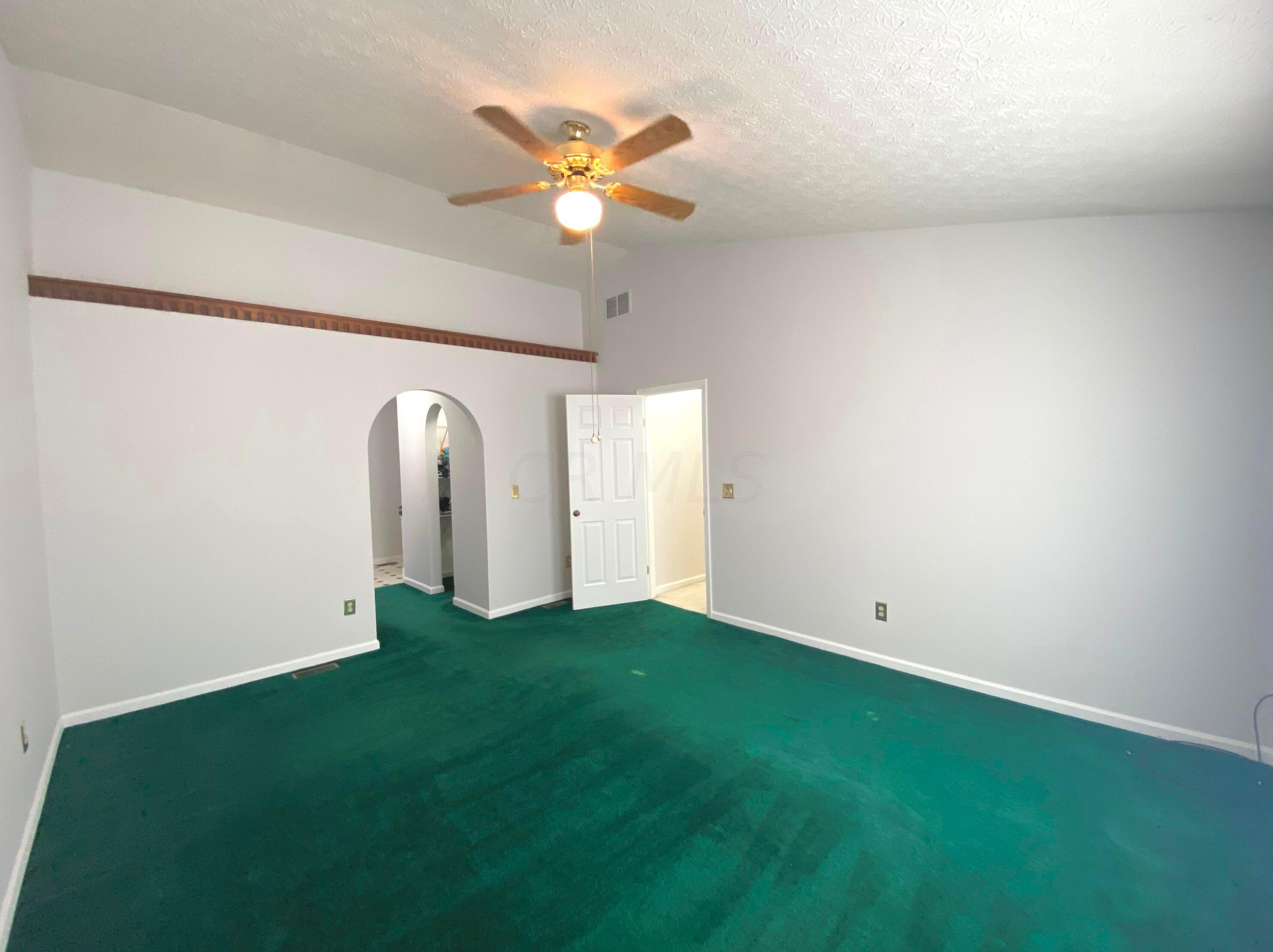 279 Marjoram Dr, Columbus OH 43230-7026 exterior