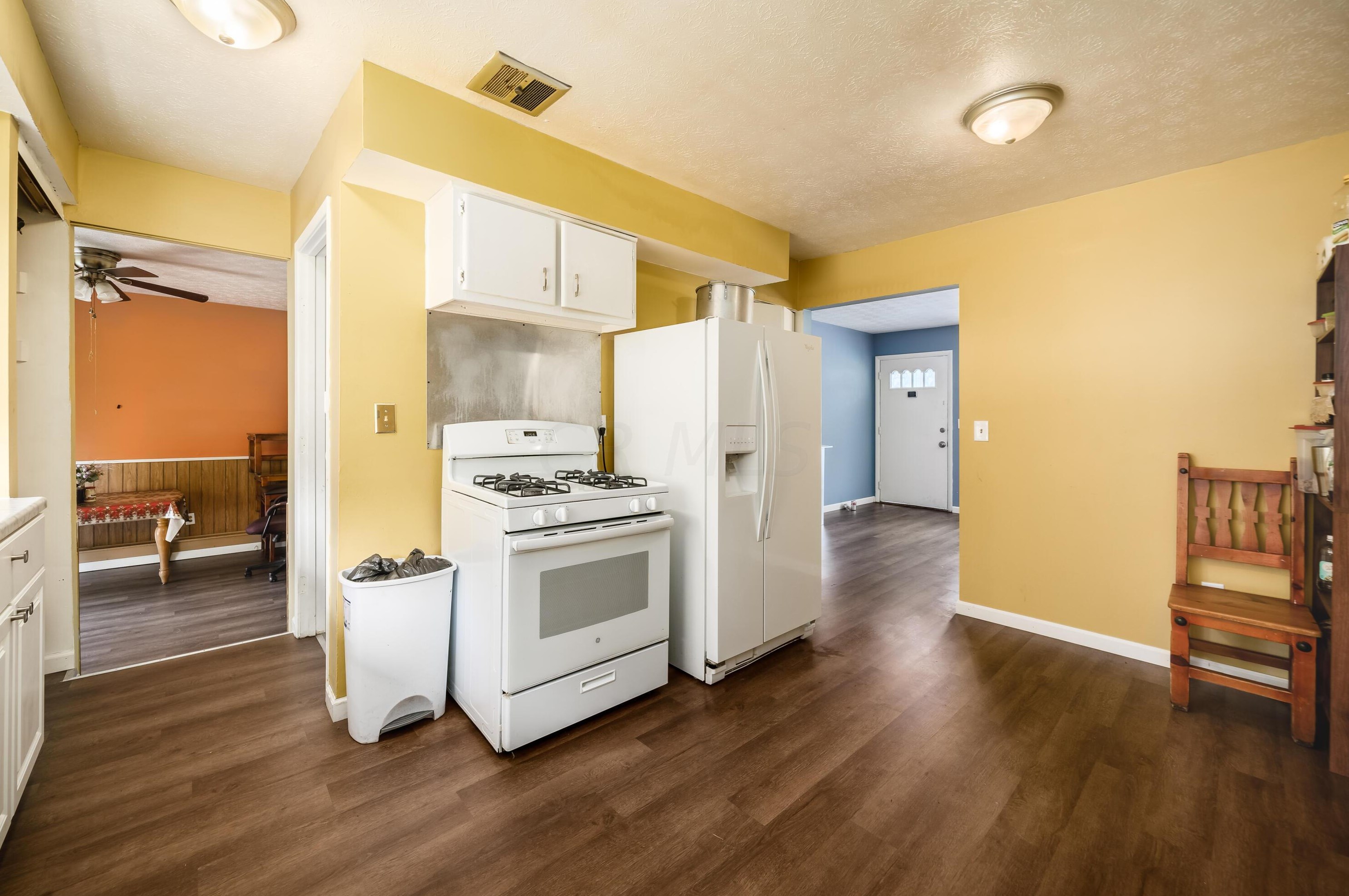 2141 Cornell St, Columbus OH  43219-3518 exterior