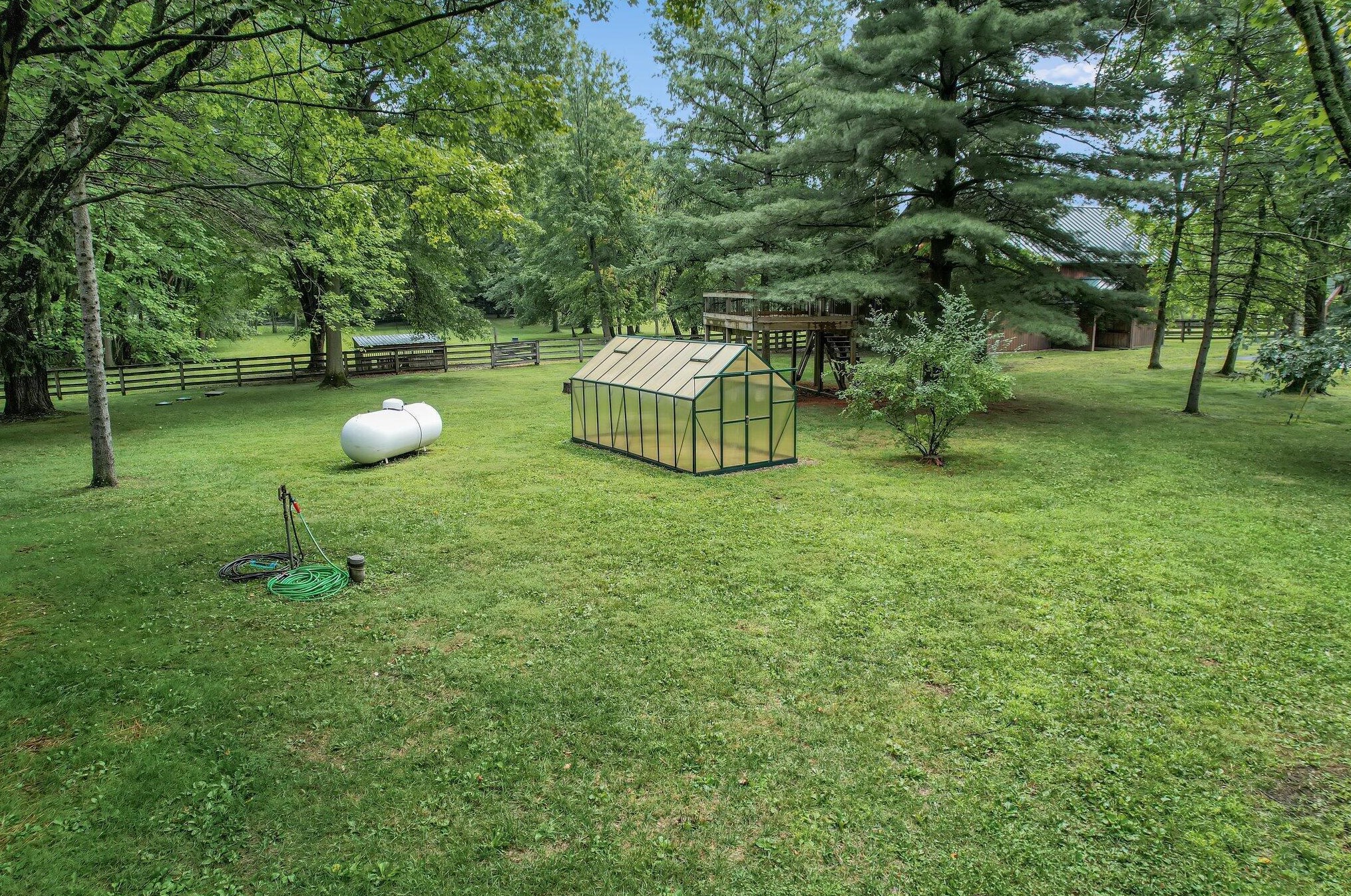 1001 Eckard Rd, Centerburg OH  43011-9728 exterior