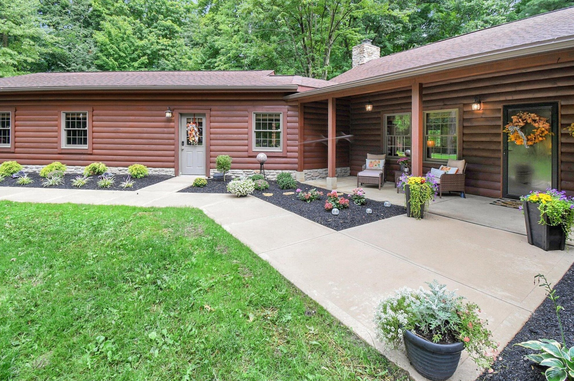 1001 Eckard Rd, Centerburg OH  43011-9728 exterior