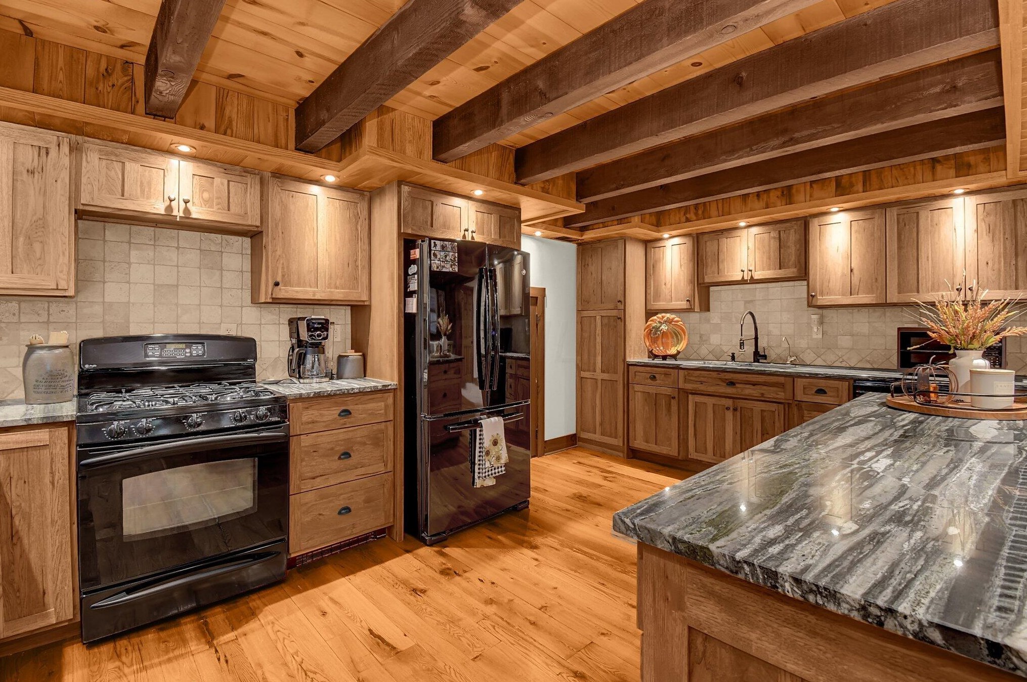 1001 Eckard Rd, Centerburg OH  43011-9728 exterior