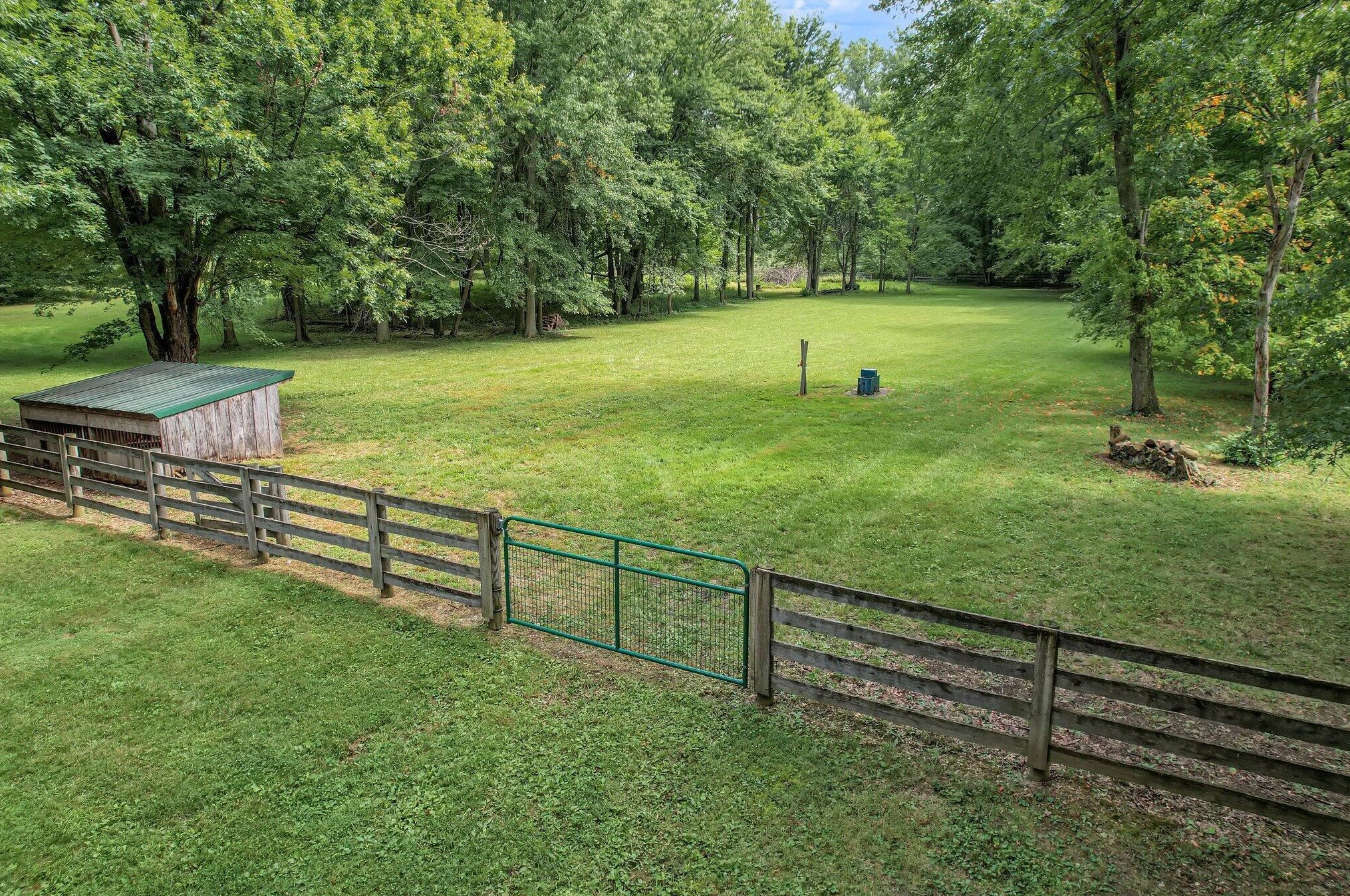 1001 Eckard Rd, Centerburg OH  43011-9728 exterior