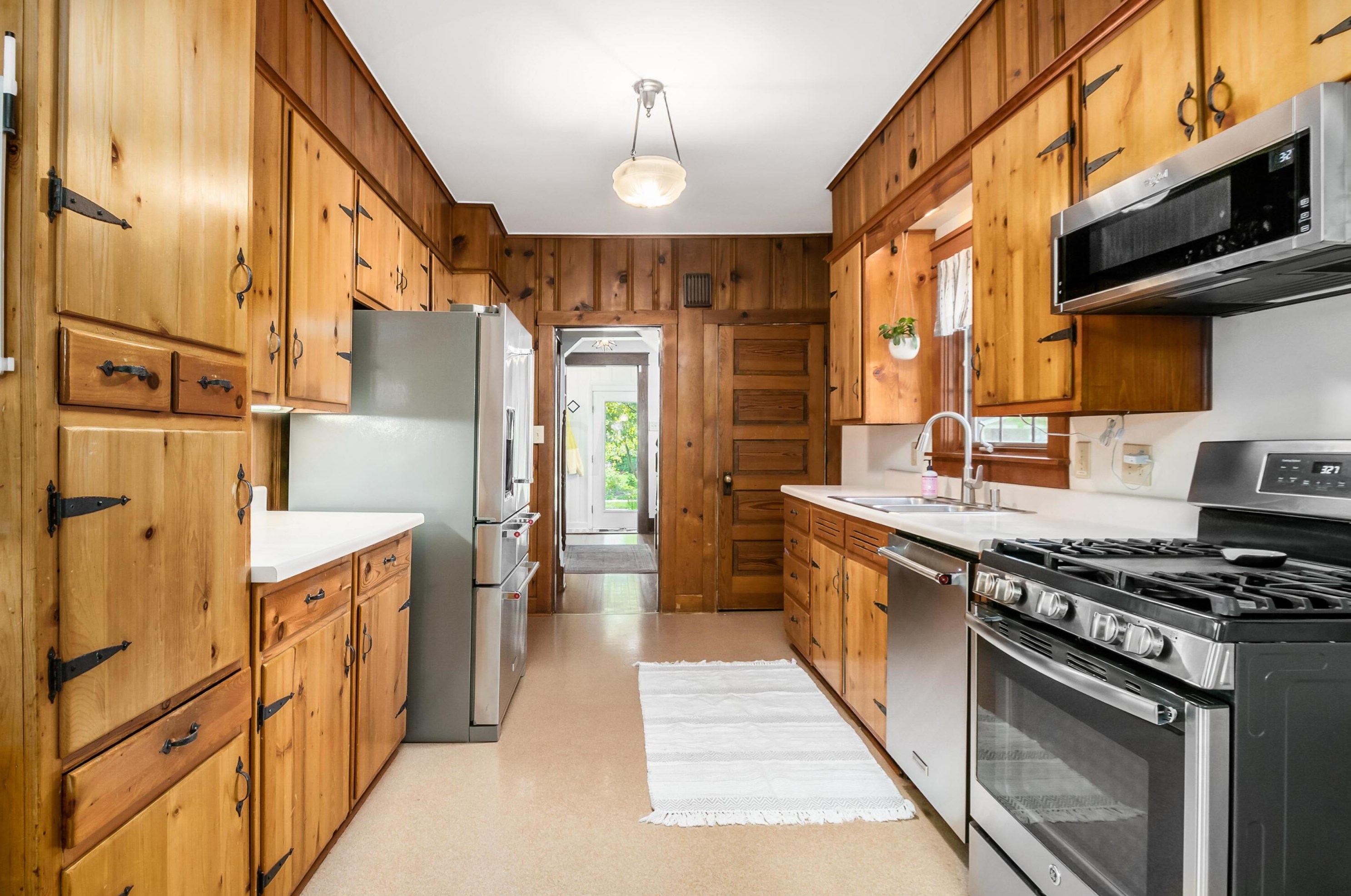 1130 Westwood Ave, Columbus OH 43212-3240 exterior