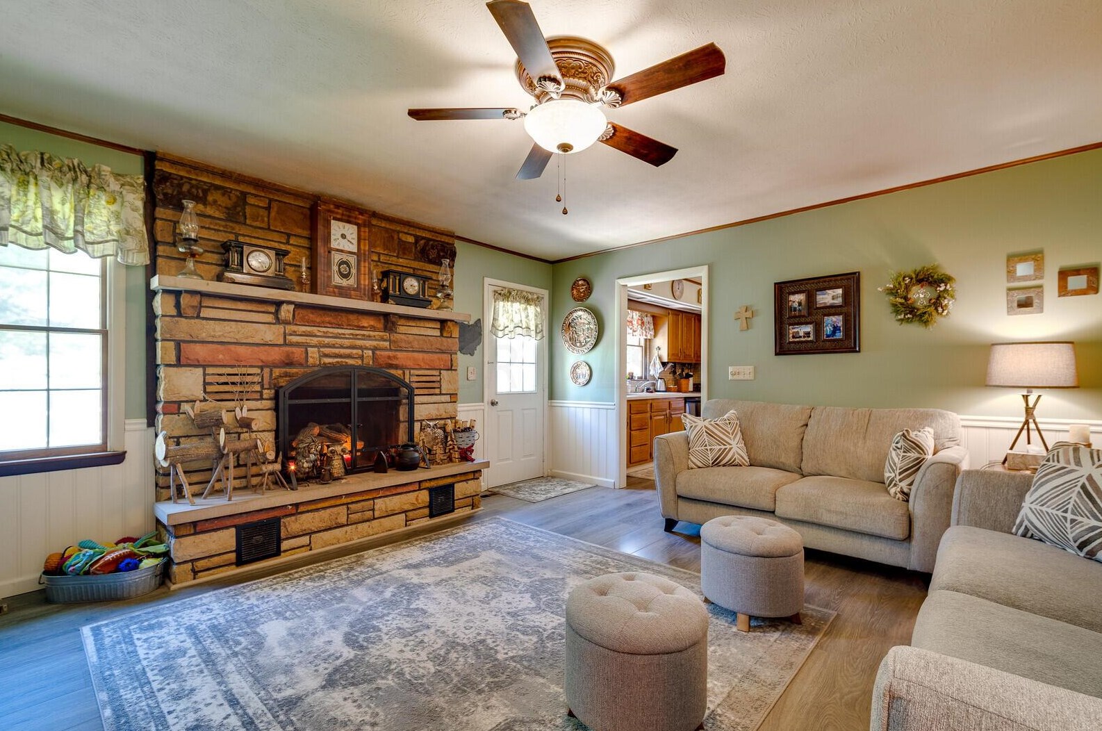 188 Camelot Dr, Urbana OH  43078-2315 exterior