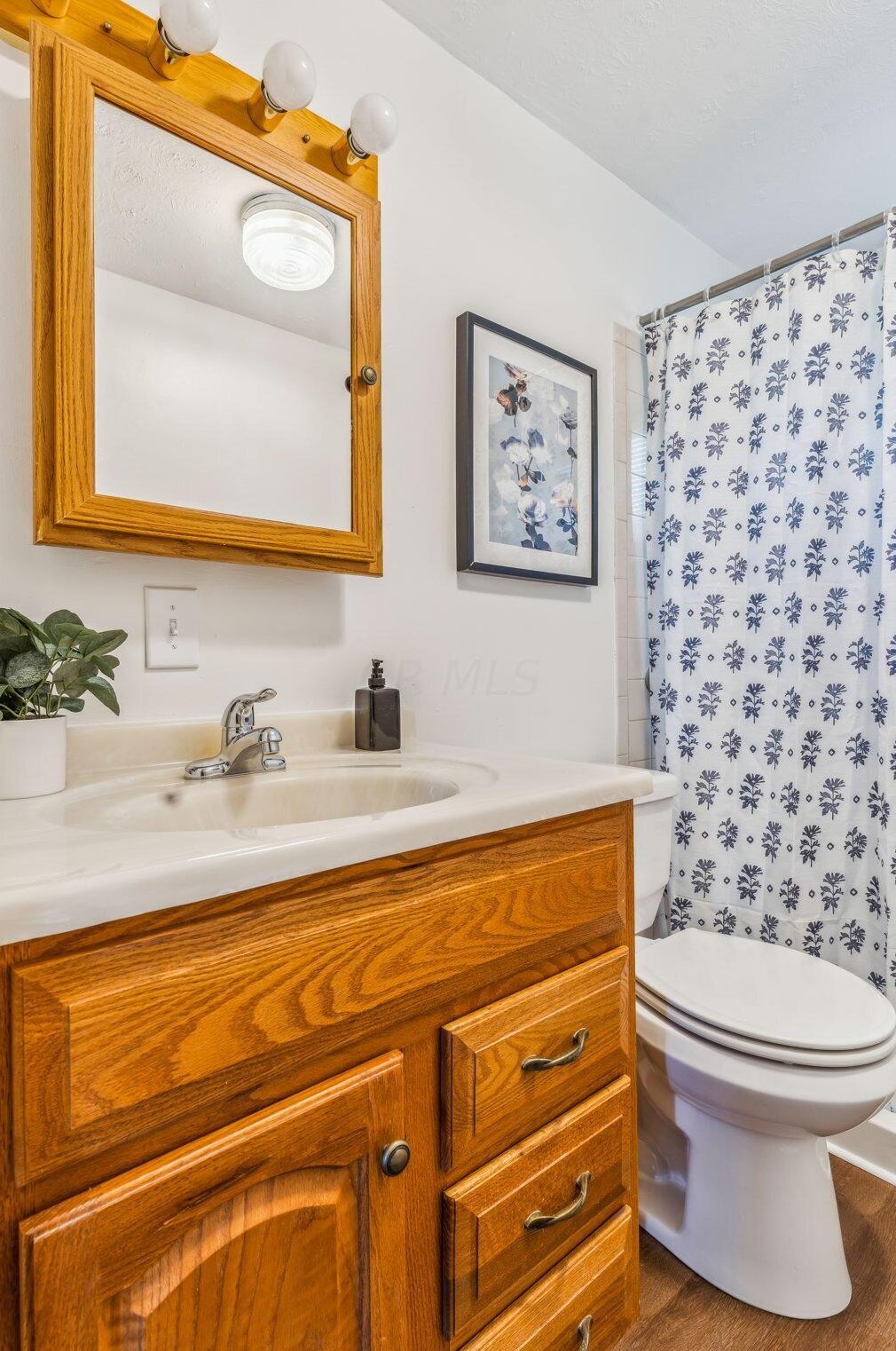 5178 Rutledge Dr, Columbus OH 43232-5856 exterior