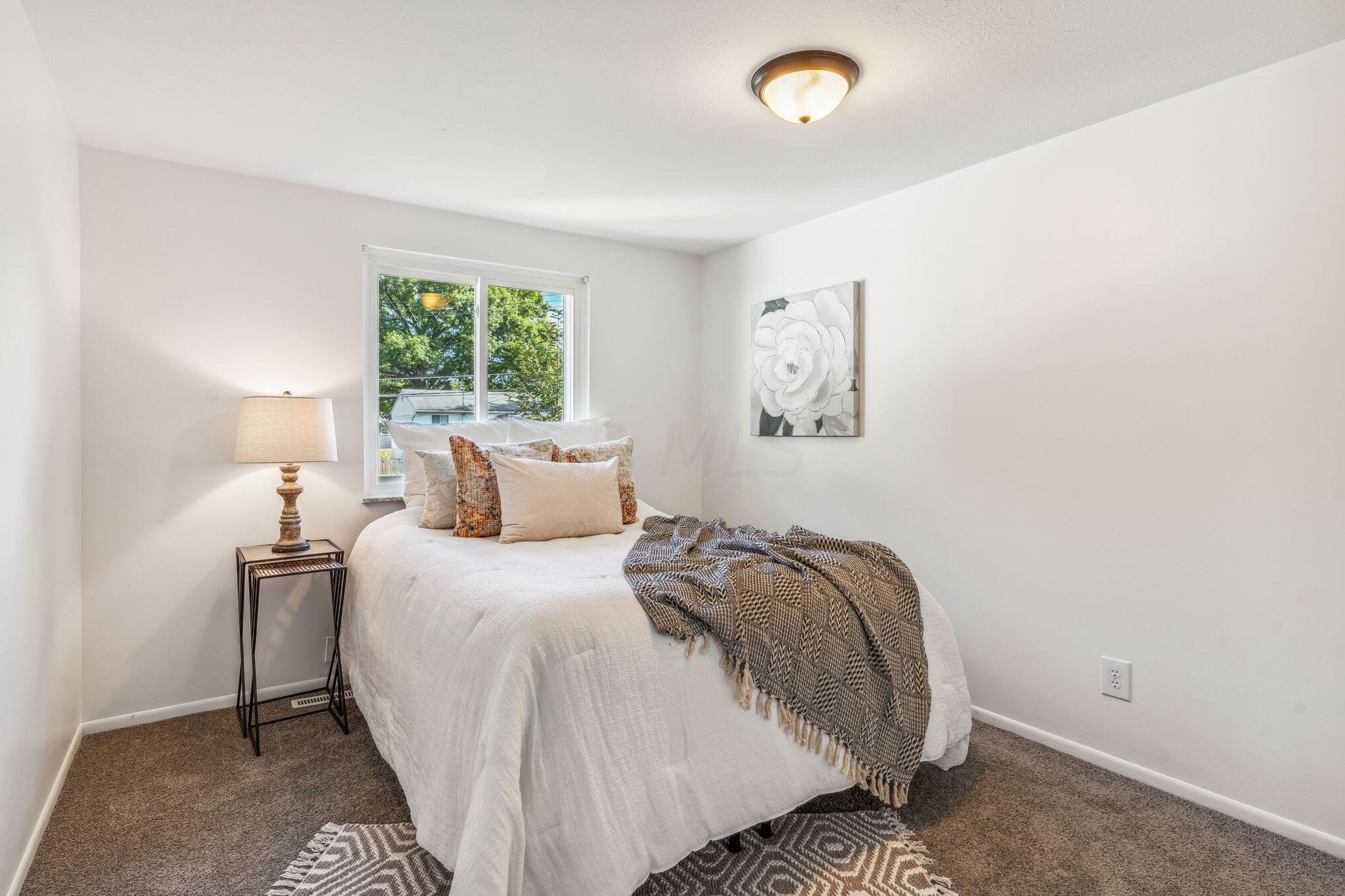 5178 Rutledge Dr, Columbus OH 43232-5856 exterior