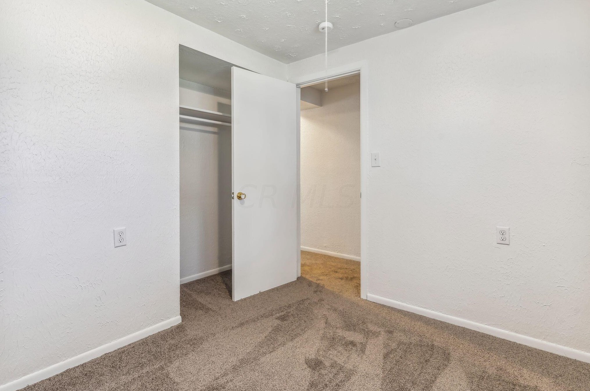 5178 Rutledge Dr, Columbus OH 43232-5856 exterior