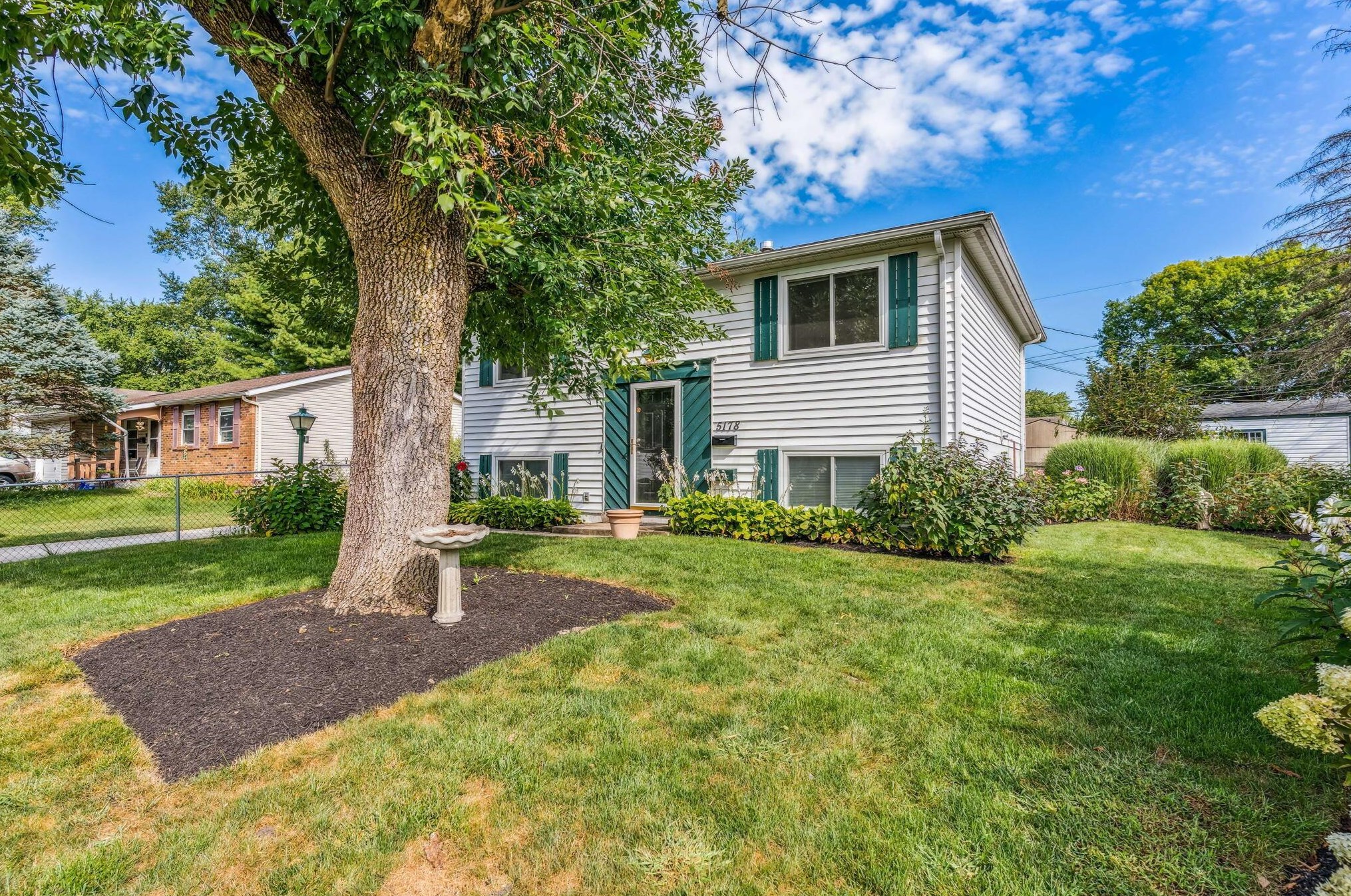 5178 Rutledge Dr, Columbus OH 43232-5856 exterior