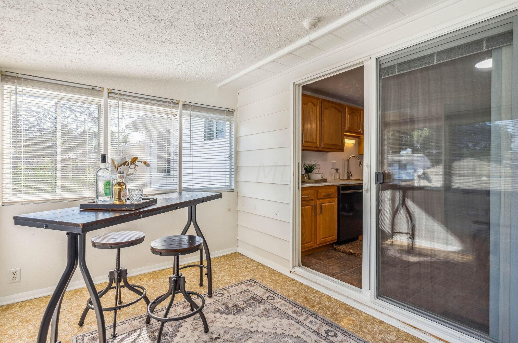 5178 Rutledge Dr, Columbus OH 43232-5856 exterior